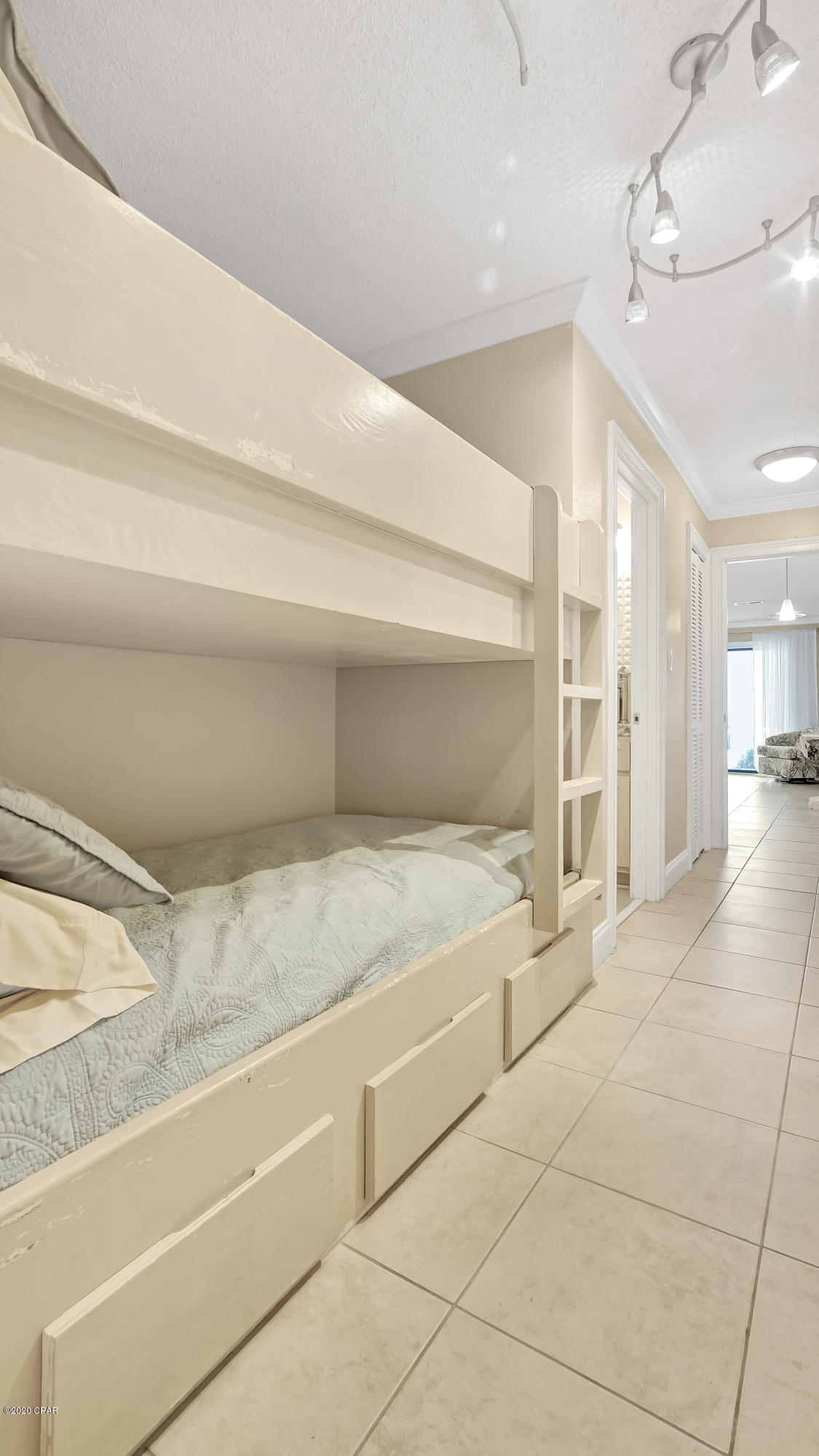 Emerald Shores Condo - Residential