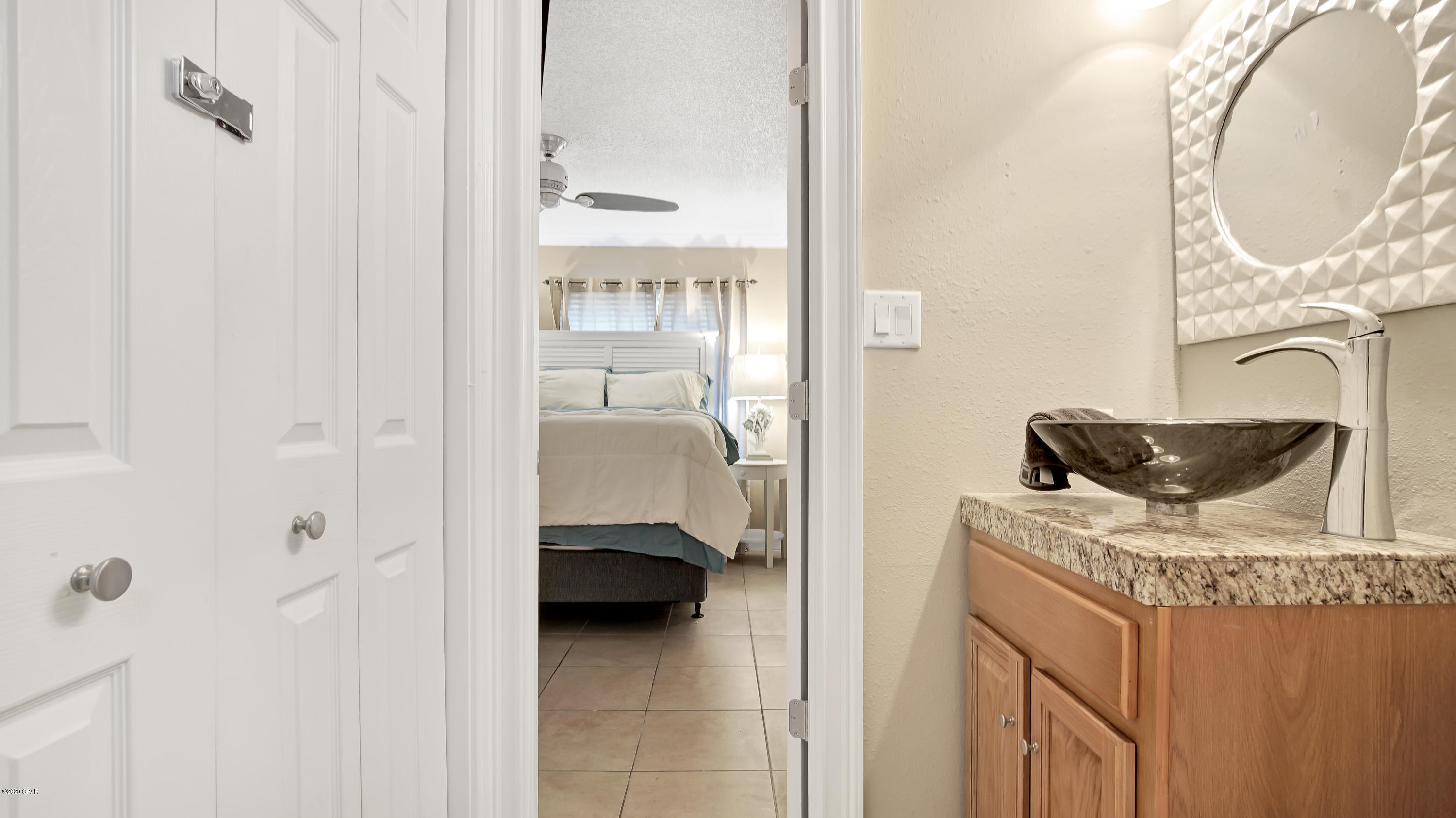 Emerald Shores Condo - Residential