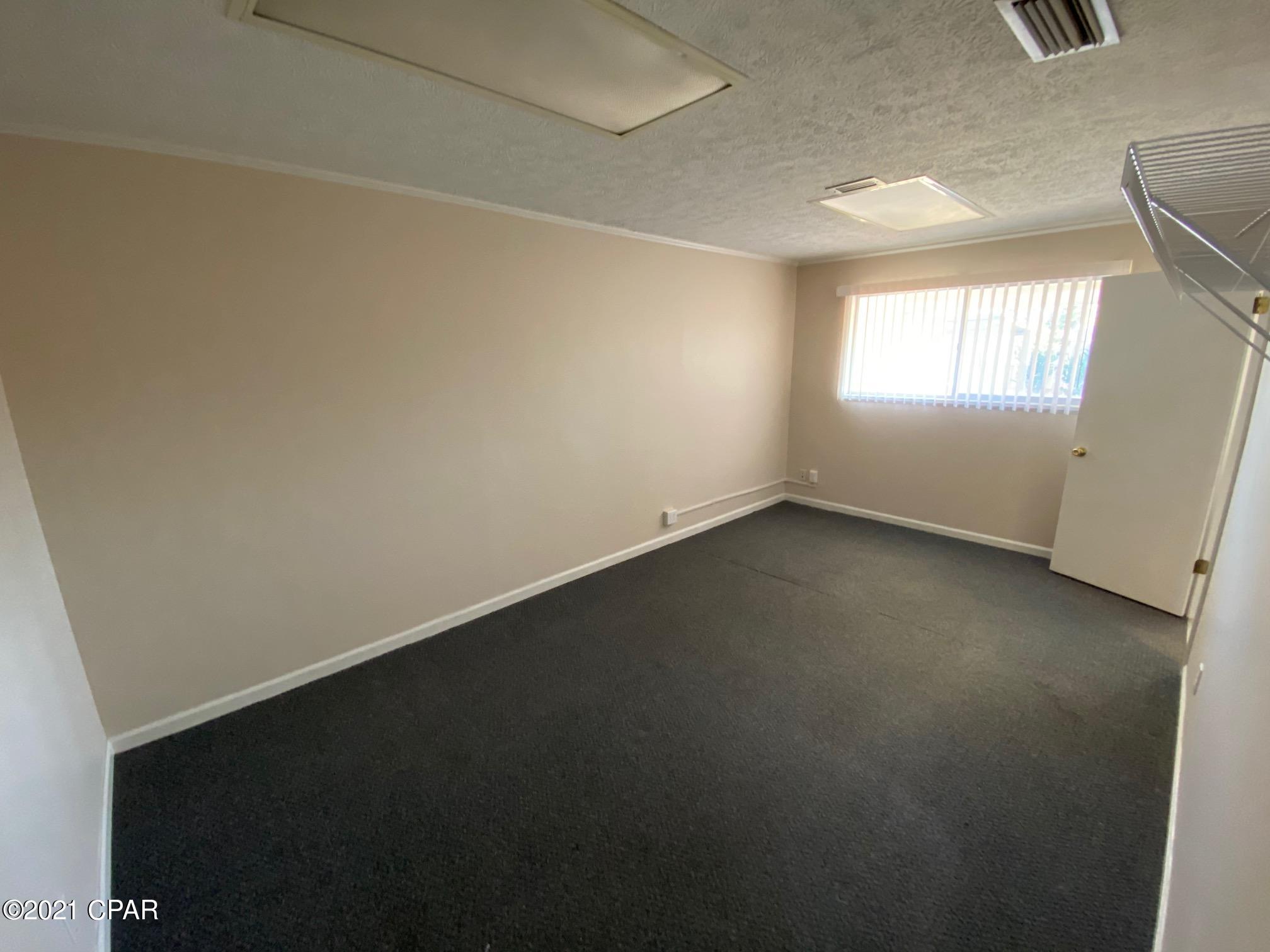 No Named Subdivision - Commercial Lease