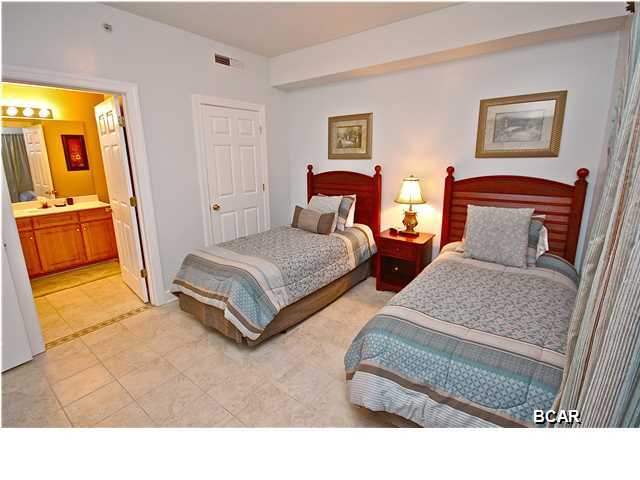 Emerald Isle - Residential