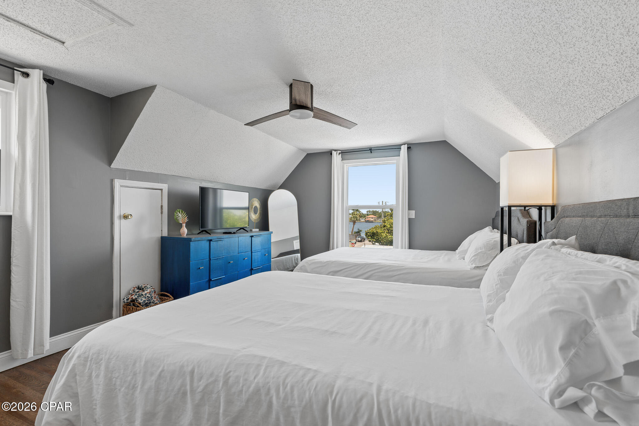 Biltmore Beach 1st Add - Residential