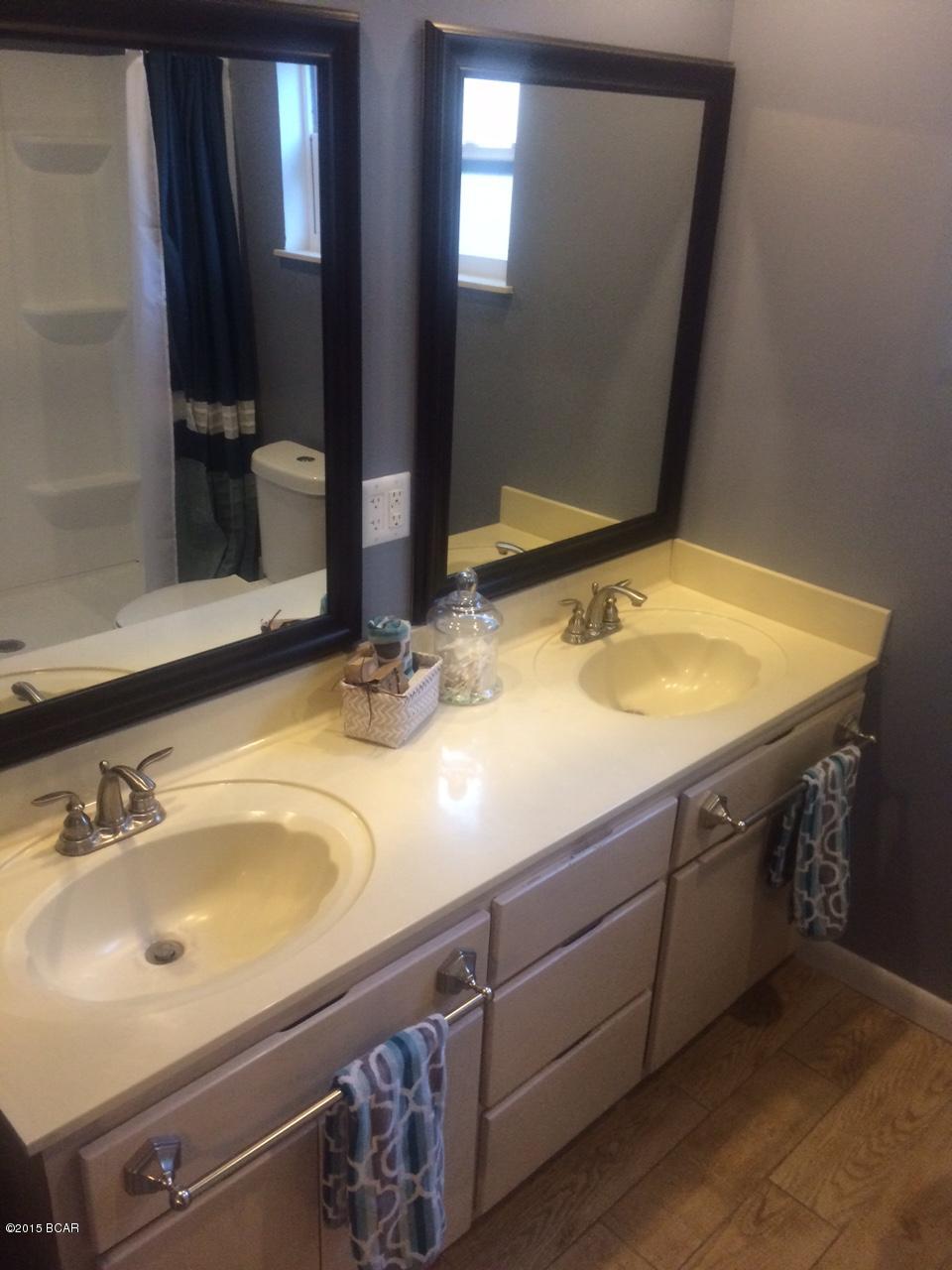 Point Royal Homes Unit 1 - Residential Lease