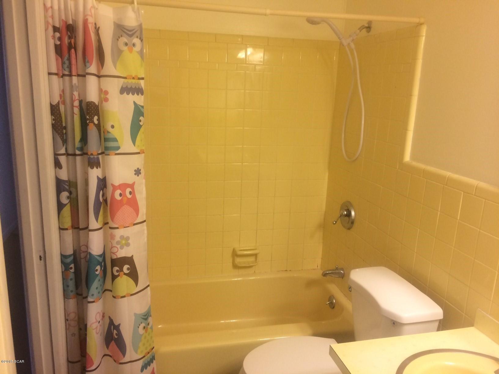 Point Royal Homes Unit 1 - Residential Lease