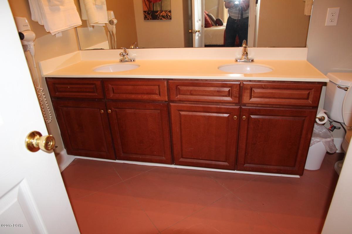 Ocean Ritz - Residential