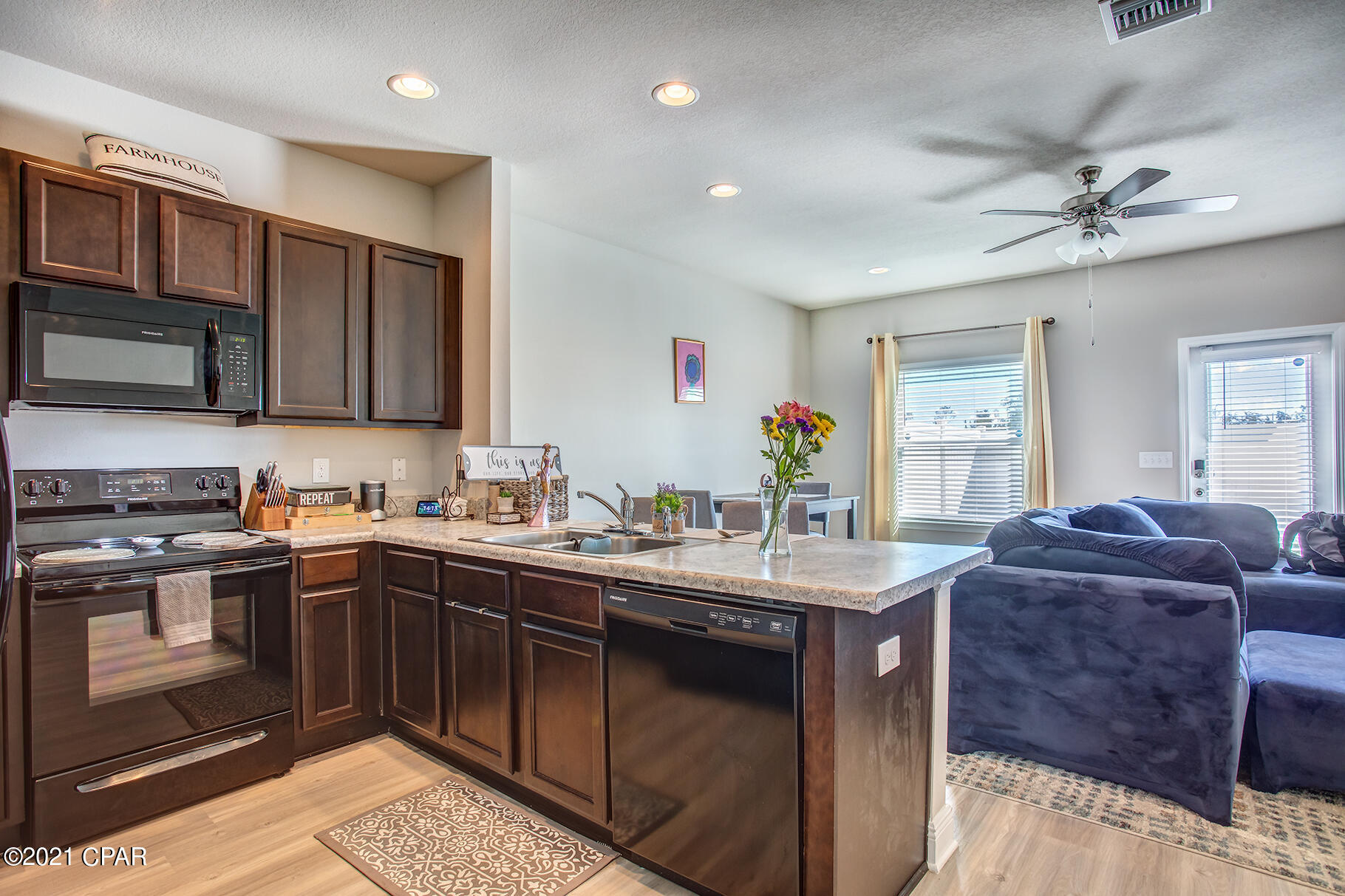 Sentinel Point - Residential