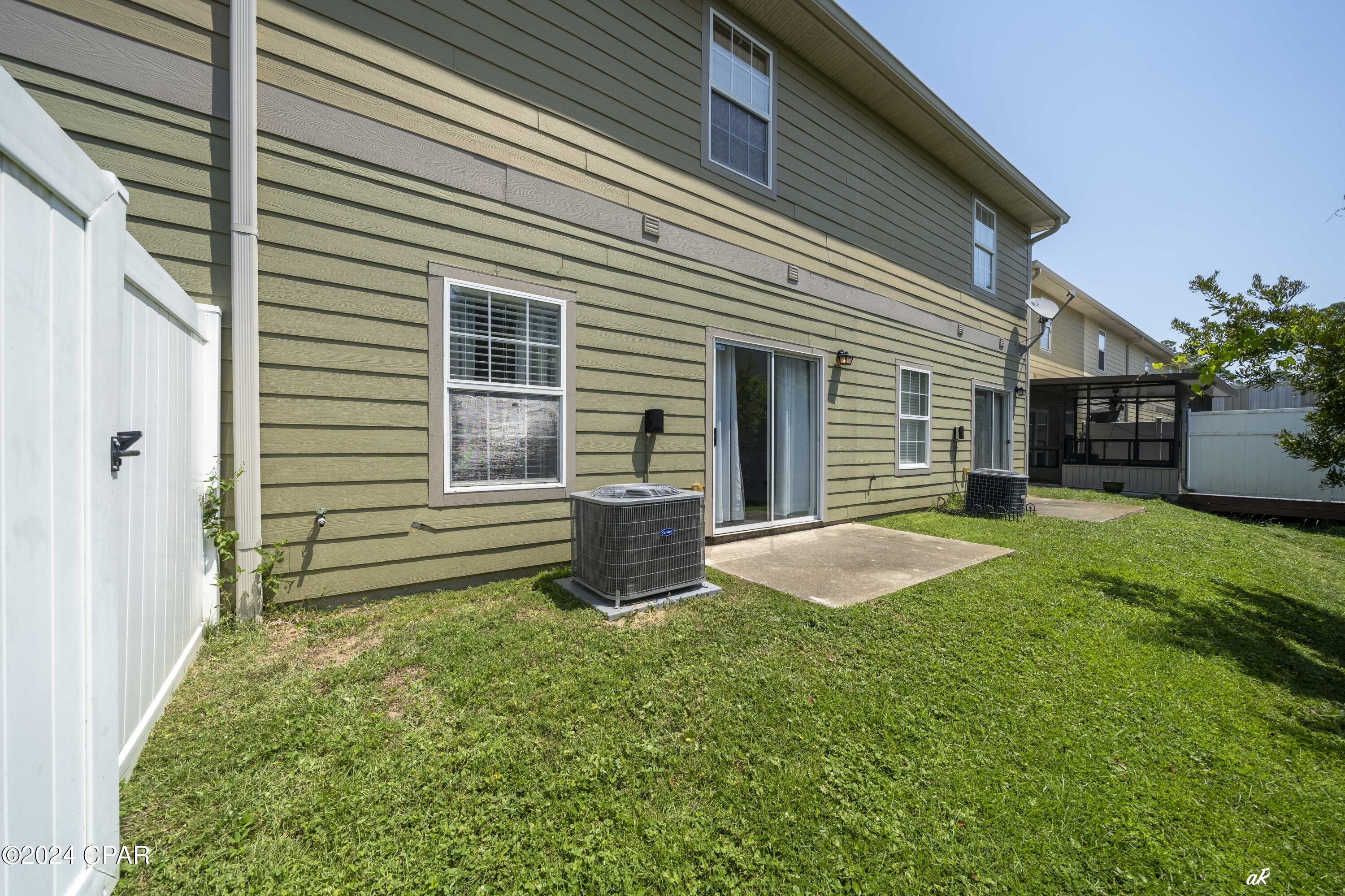 [No Recorded Subdiv] - Residential Lease