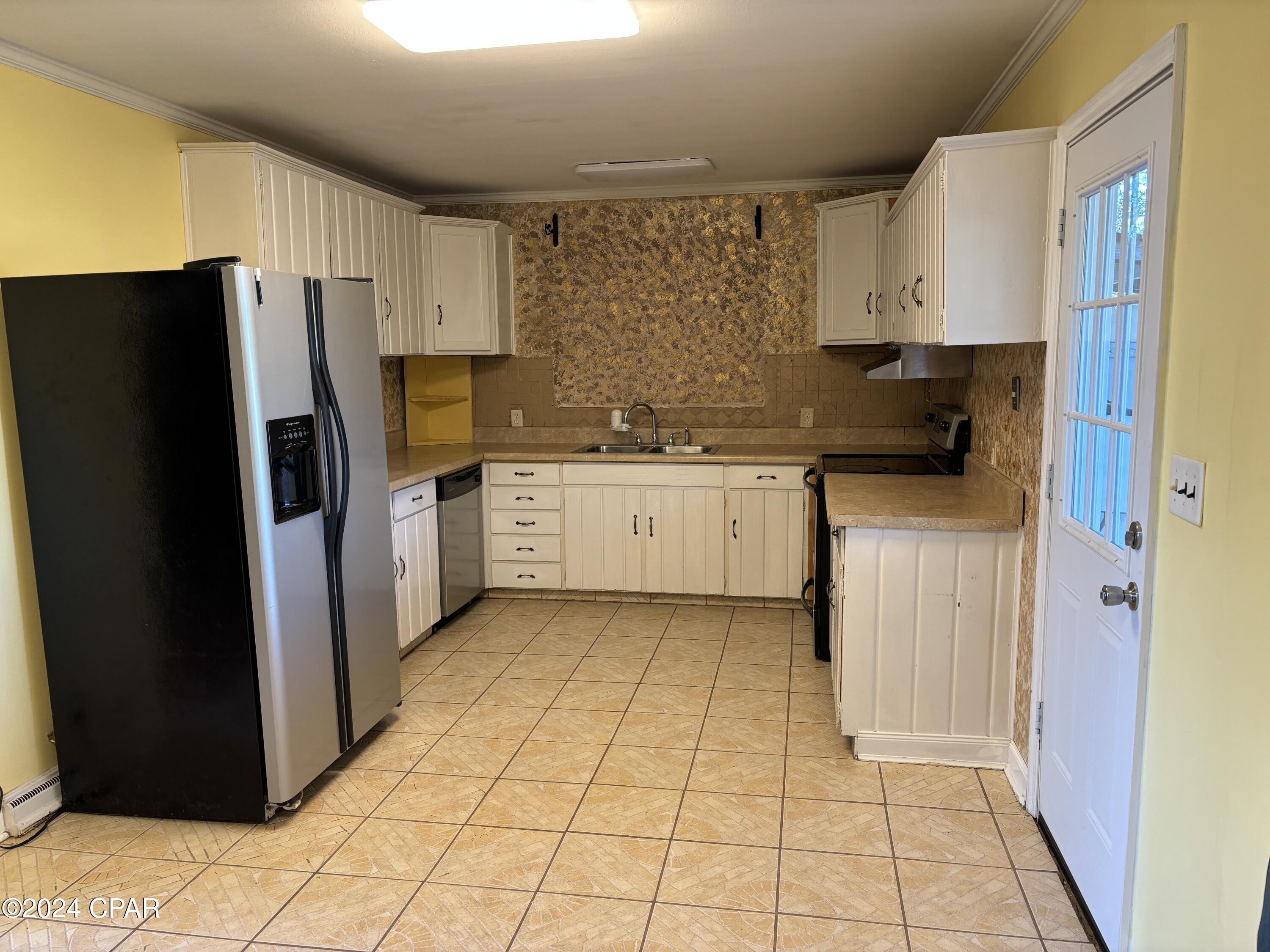 [No Recorded Subdiv] - Residential Lease
