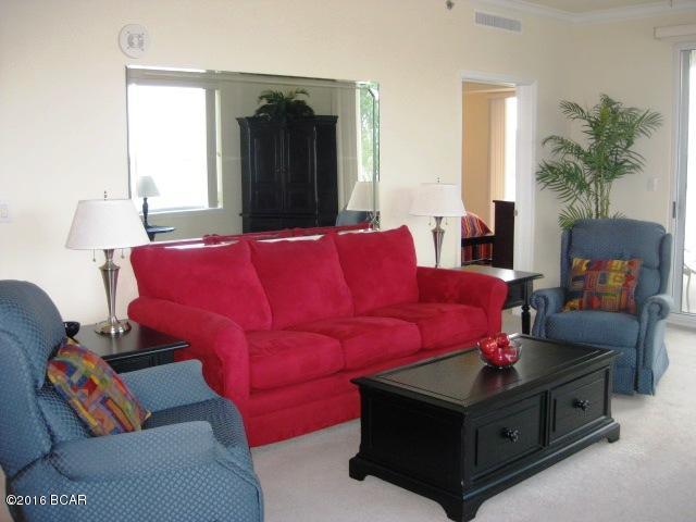 Hibiscus By The Bay - Residential