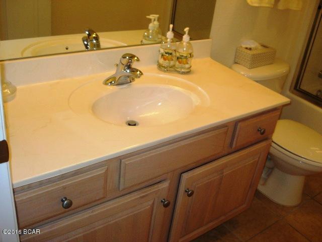 Hibiscus By The Bay - Residential