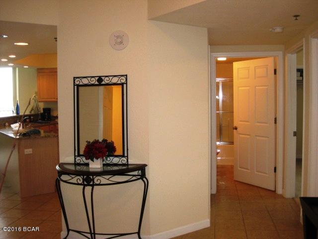 Hibiscus By The Bay - Residential