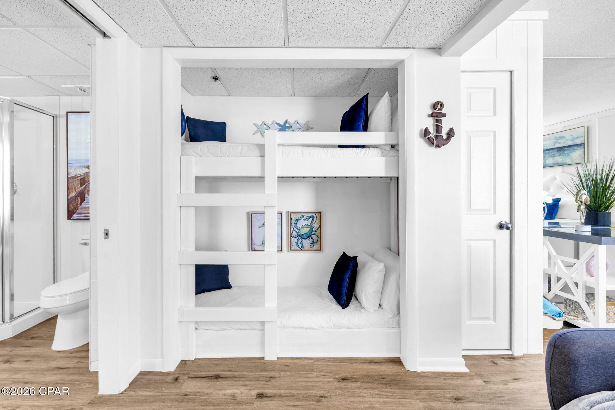 Long Beach Towers I - Residential