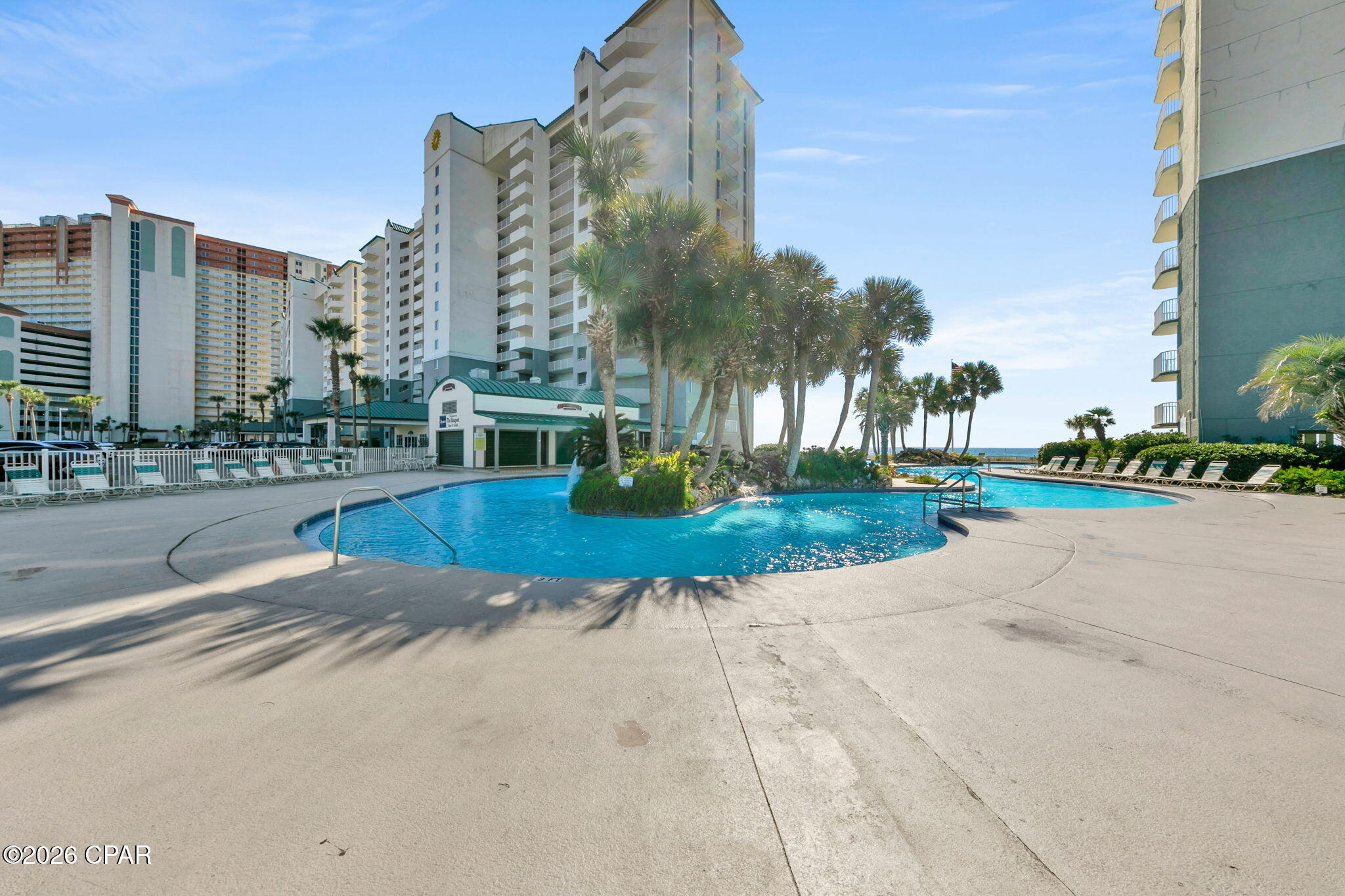 Long Beach Towers I - Residential