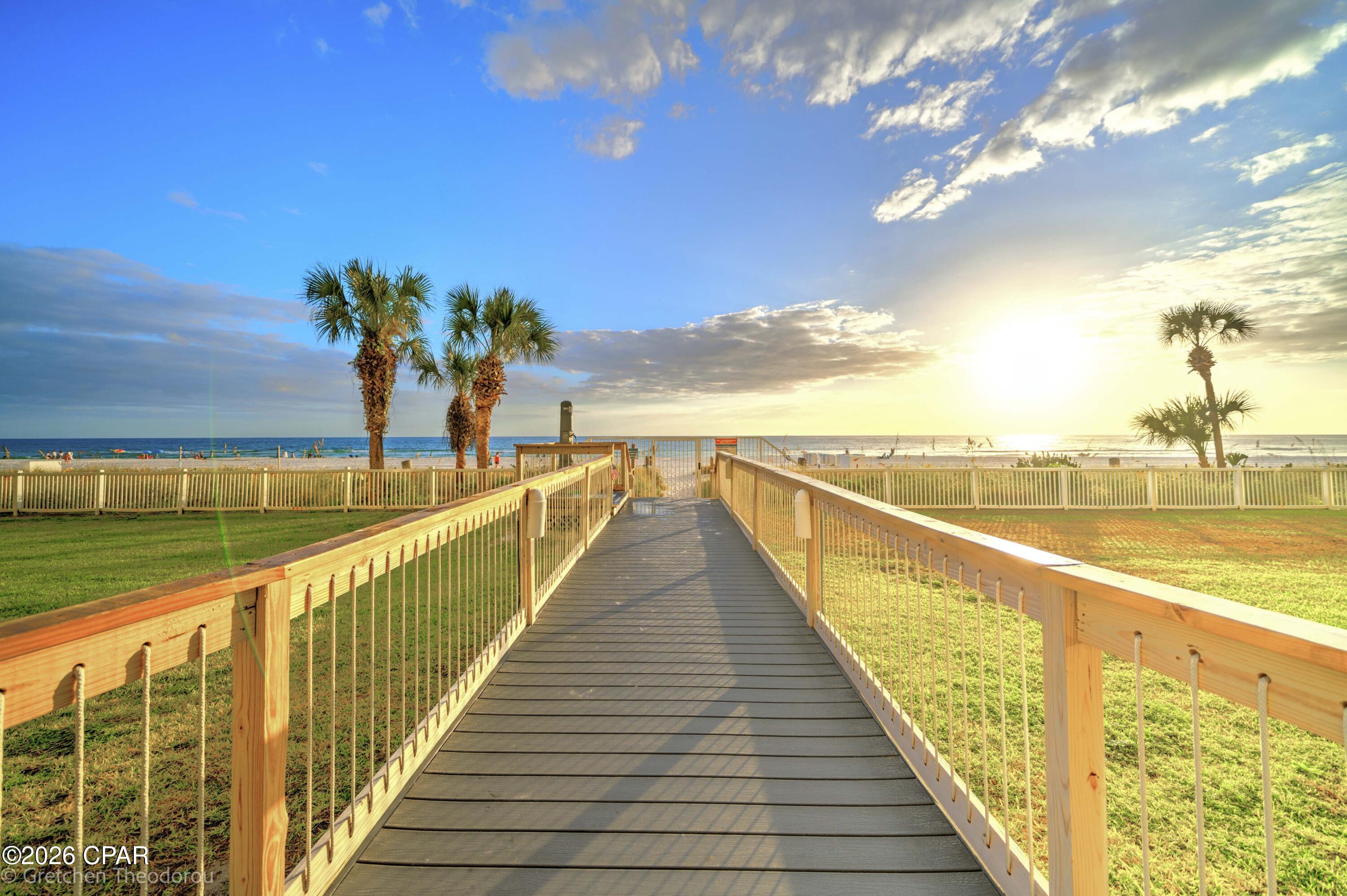 Long Beach Towers I - Residential