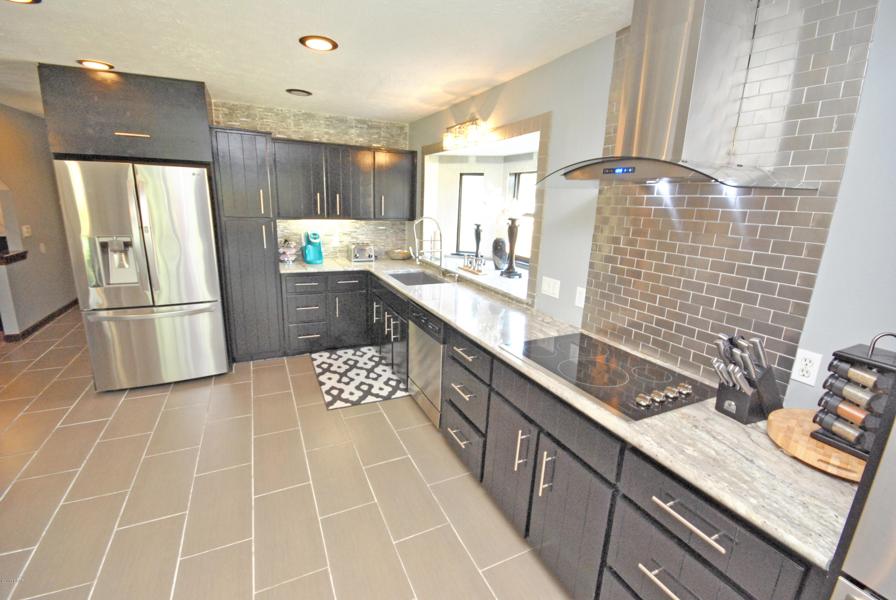 Colony Club - Residential