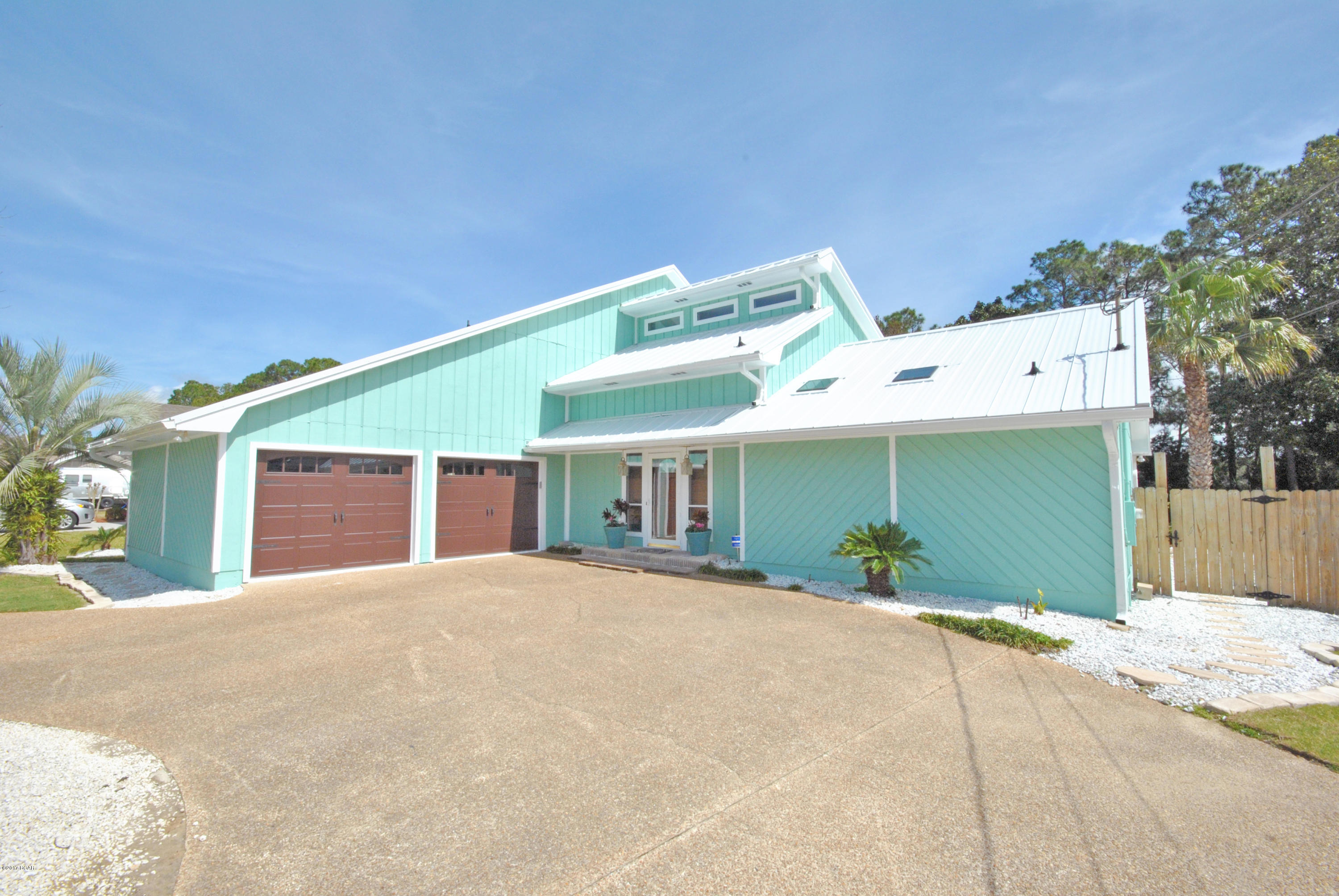 Colony Club - Residential