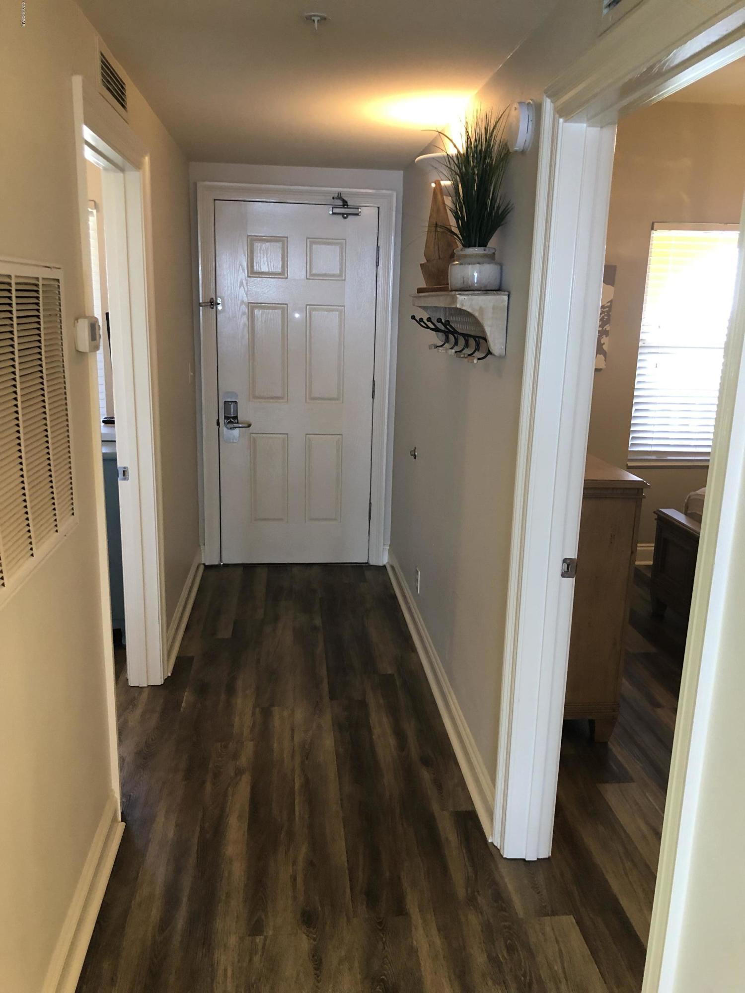 Calypso Towers I - Residential