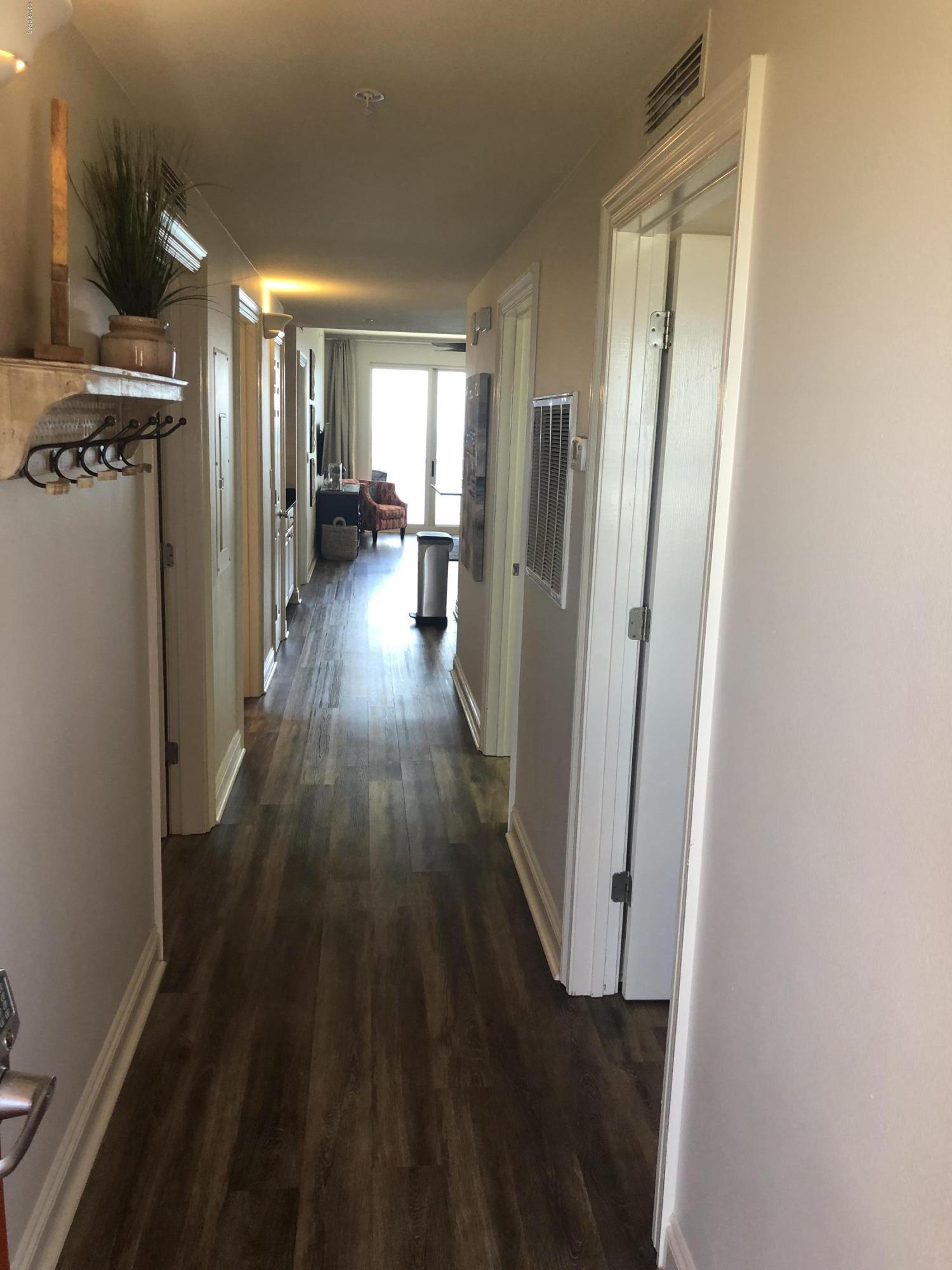 Calypso Towers I - Residential