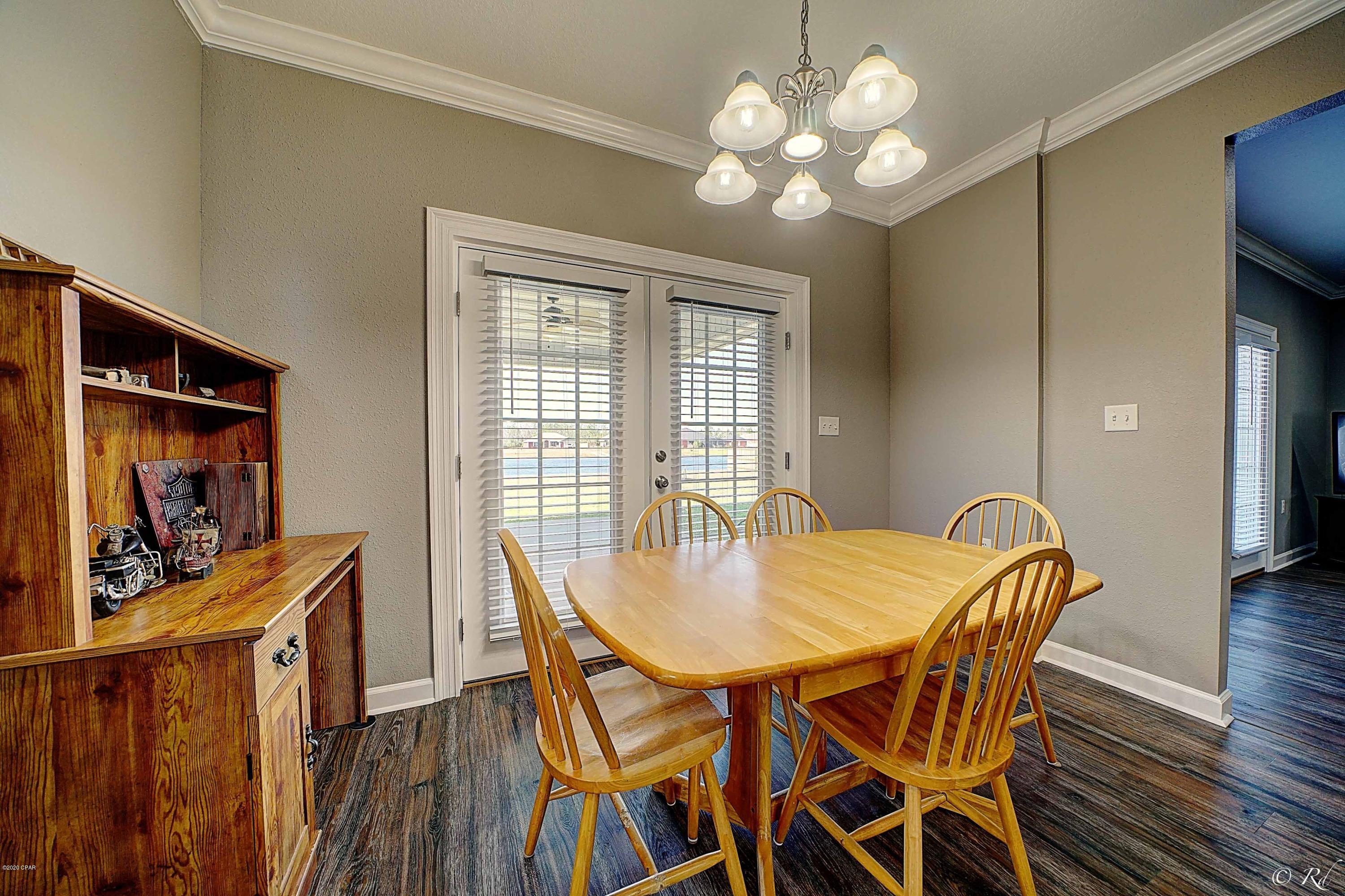 Kirkland Manor - Residential