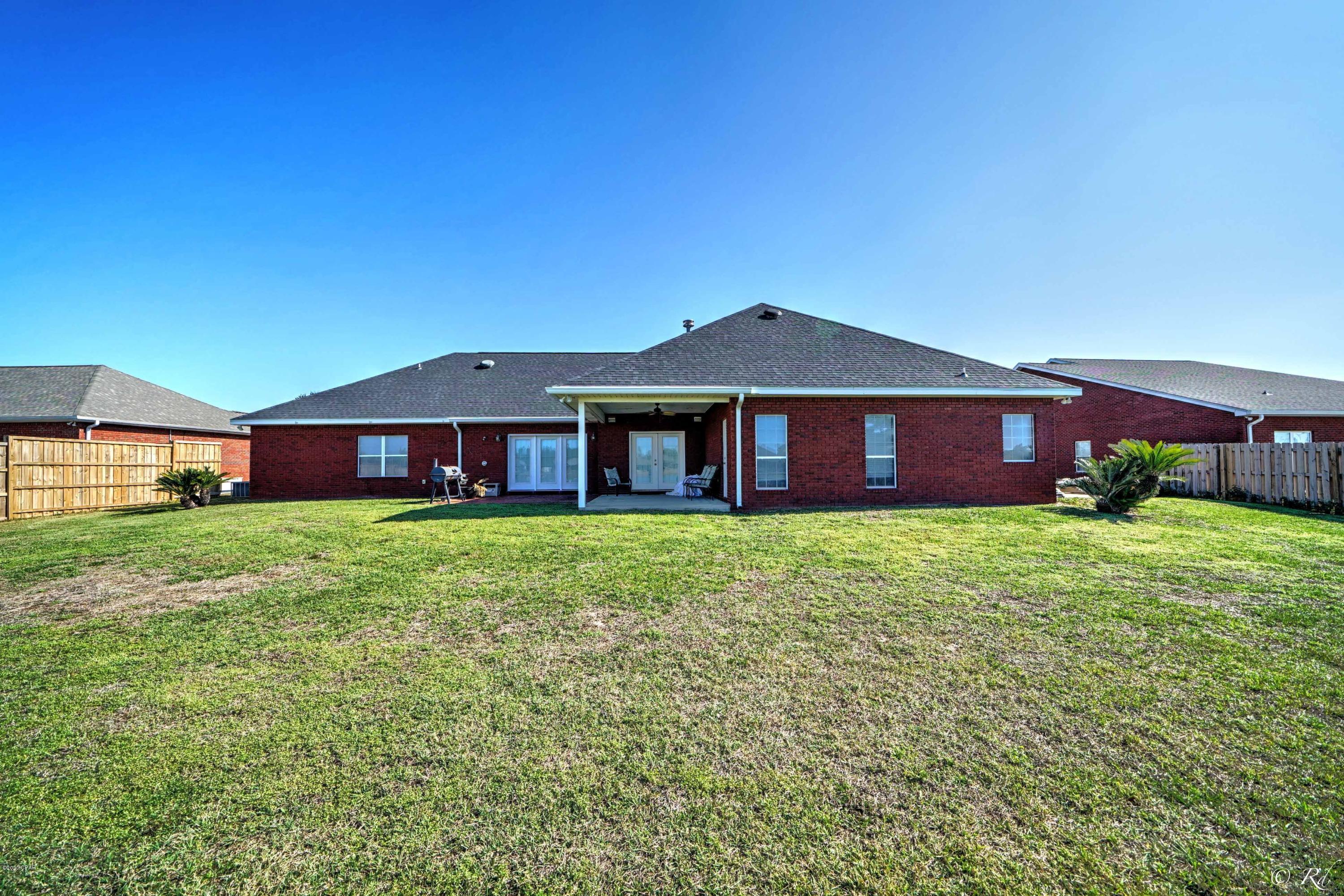 Kirkland Manor - Residential