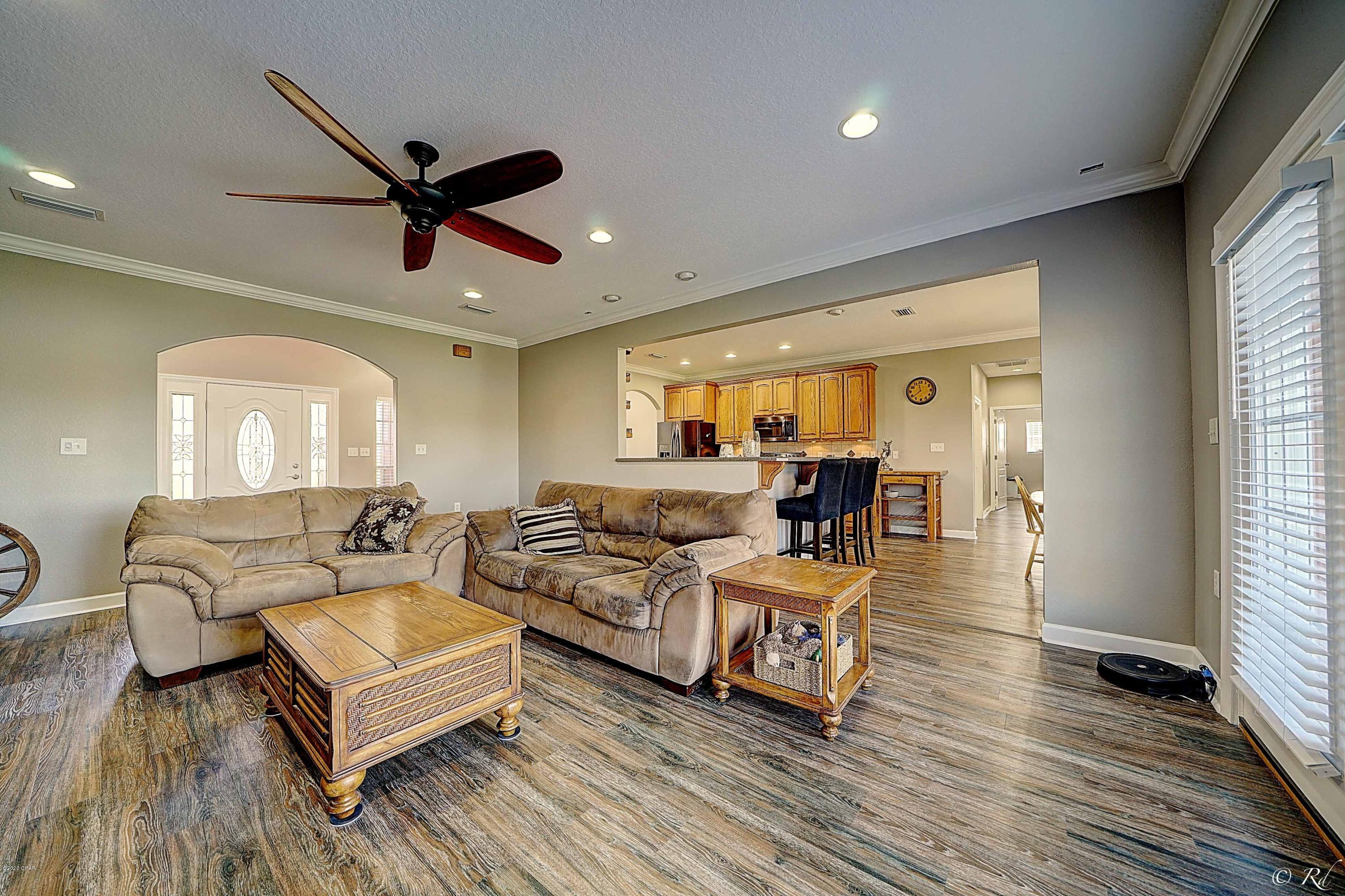 Kirkland Manor - Residential