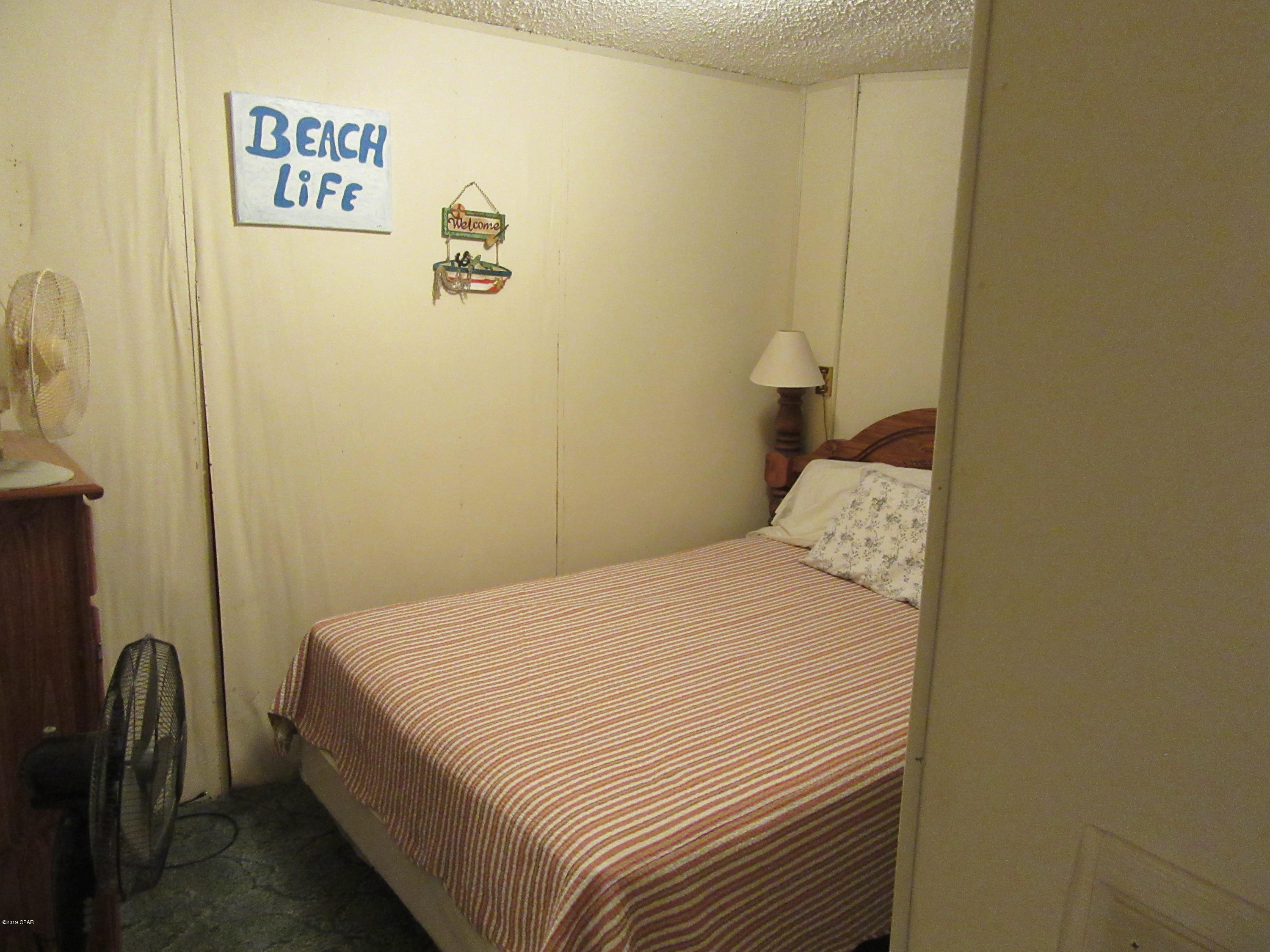 Laguna Beach Estates 7th Add - Residential