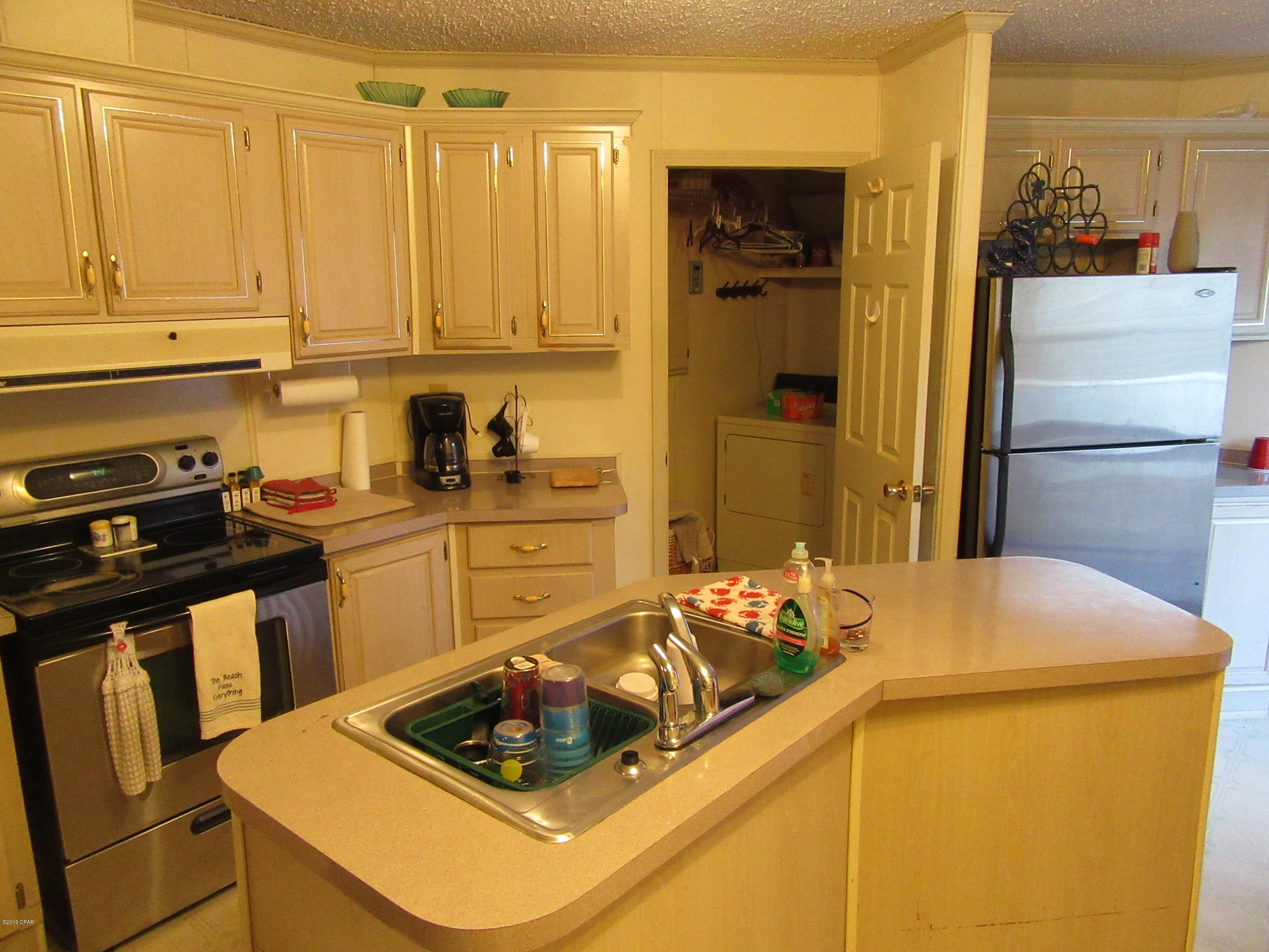 Laguna Beach Estates 7th Add - Residential