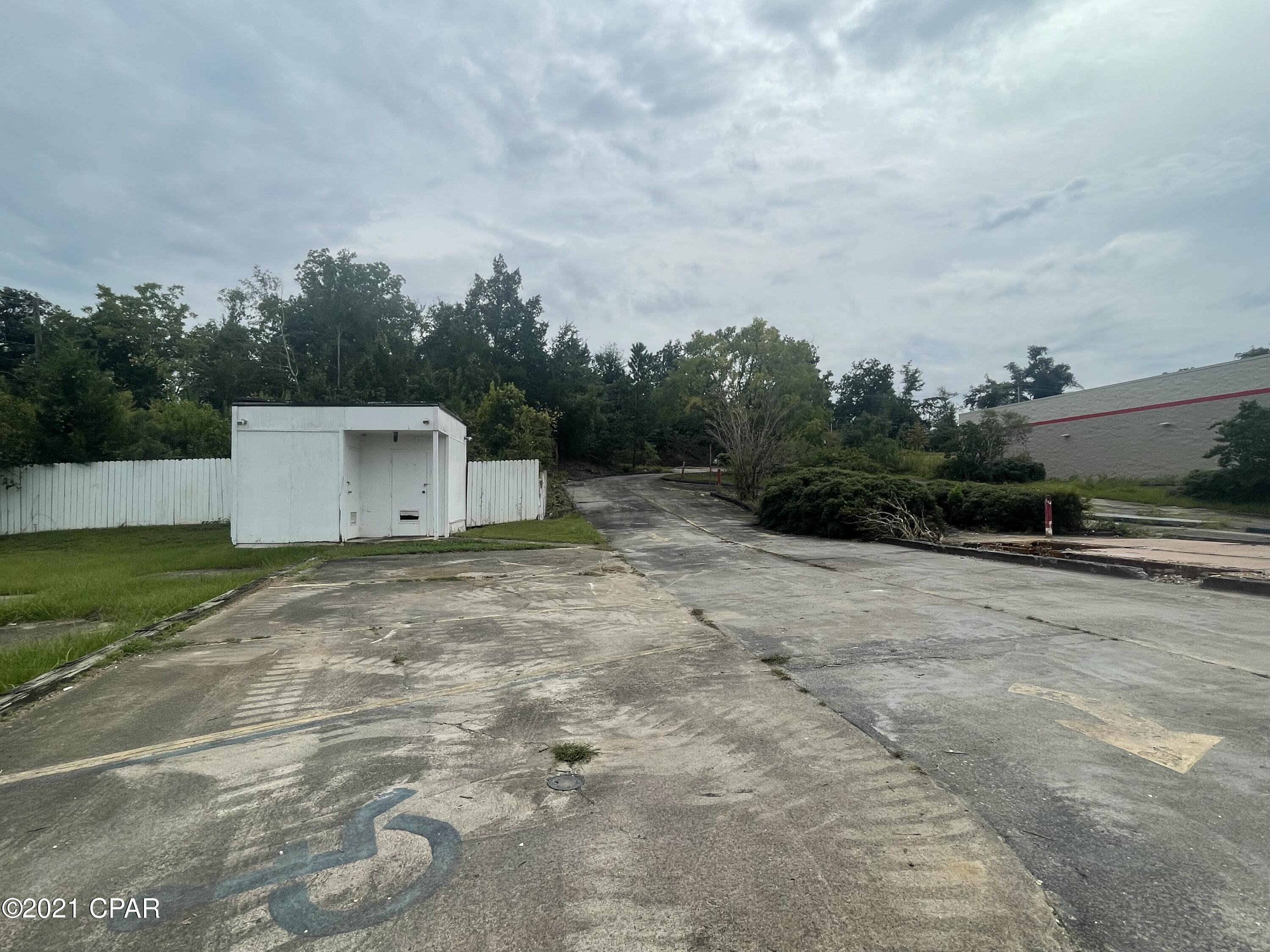 [No Recorded Subdiv] - Land