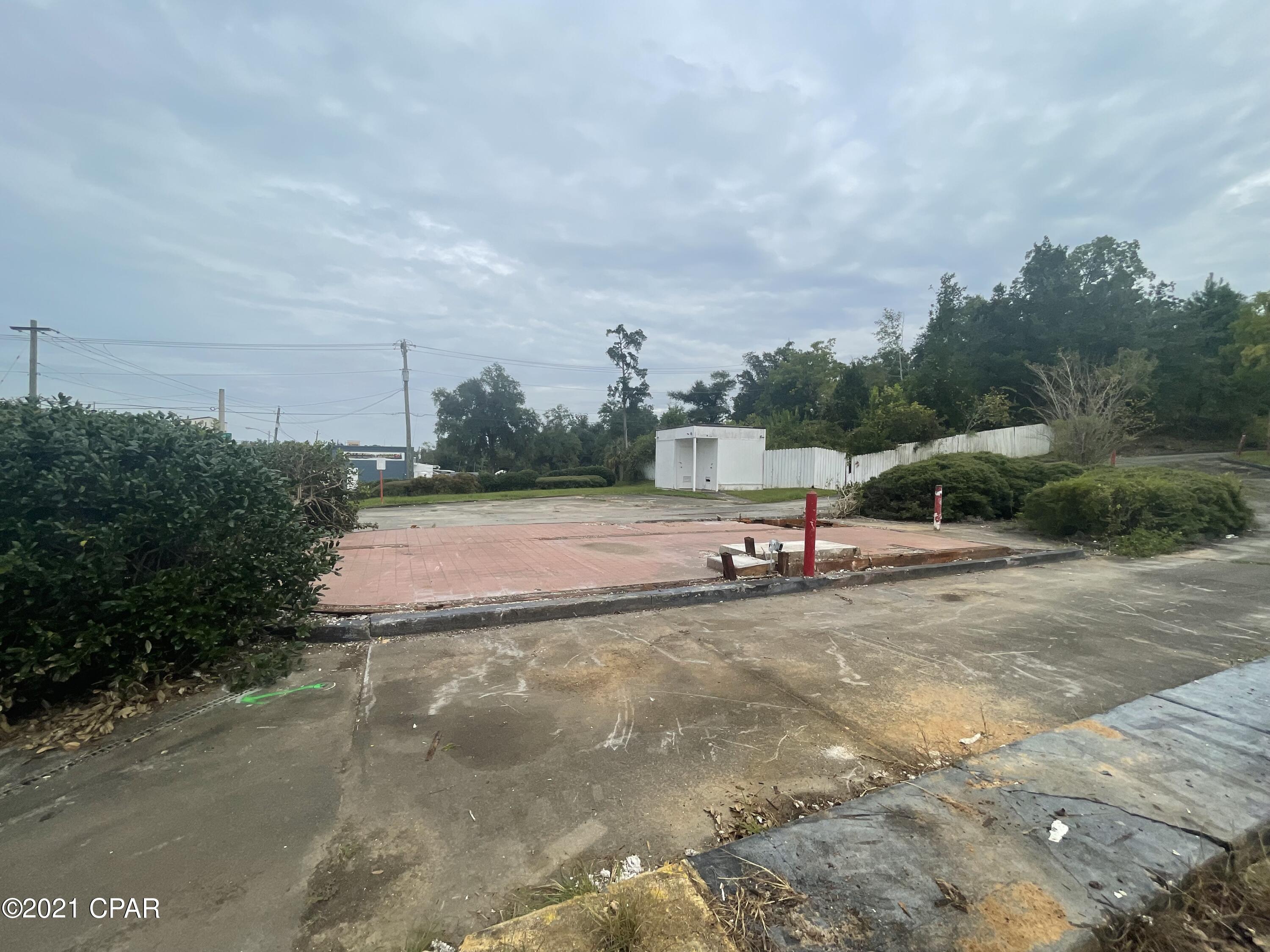 [No Recorded Subdiv] - Land