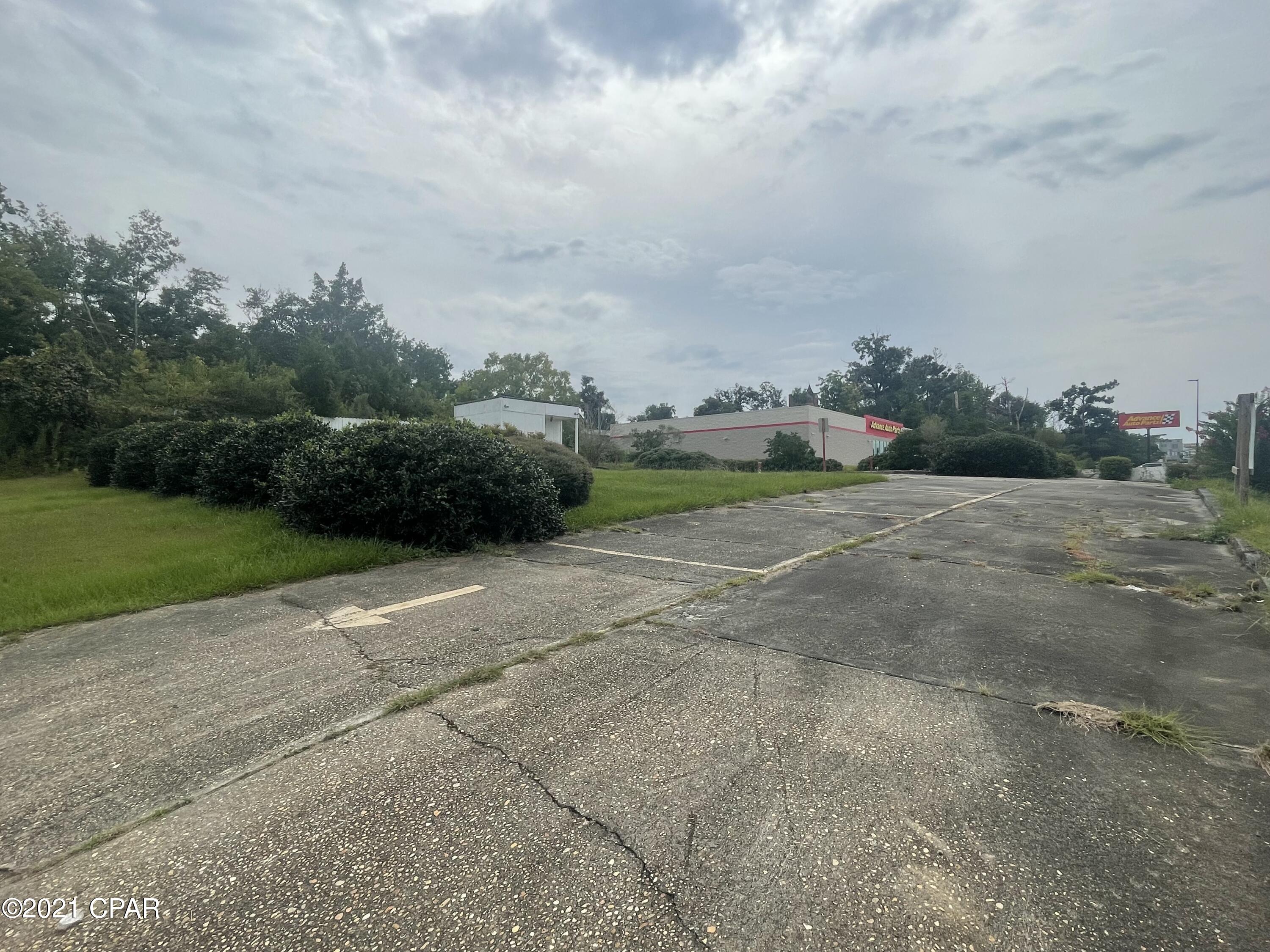 [No Recorded Subdiv] - Land