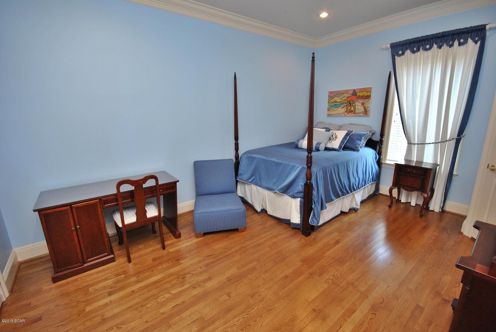 Queensberry Ltd At Bay Point - Residential