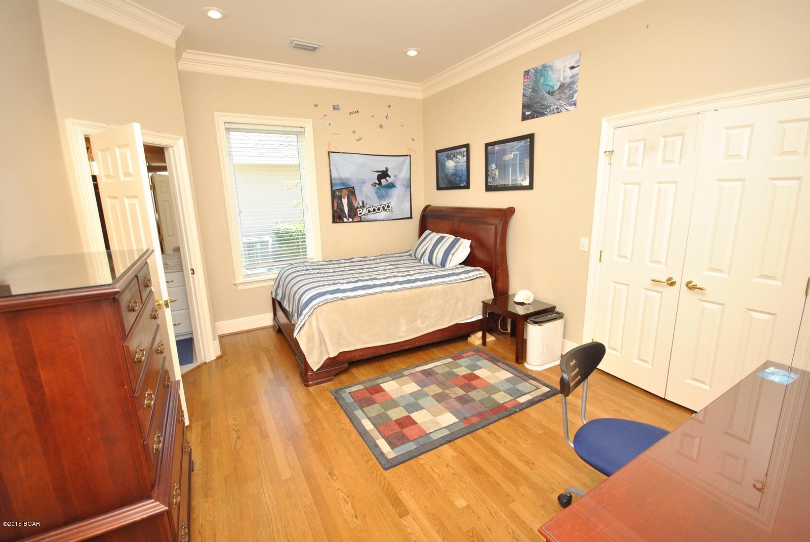 Queensberry Ltd At Bay Point - Residential