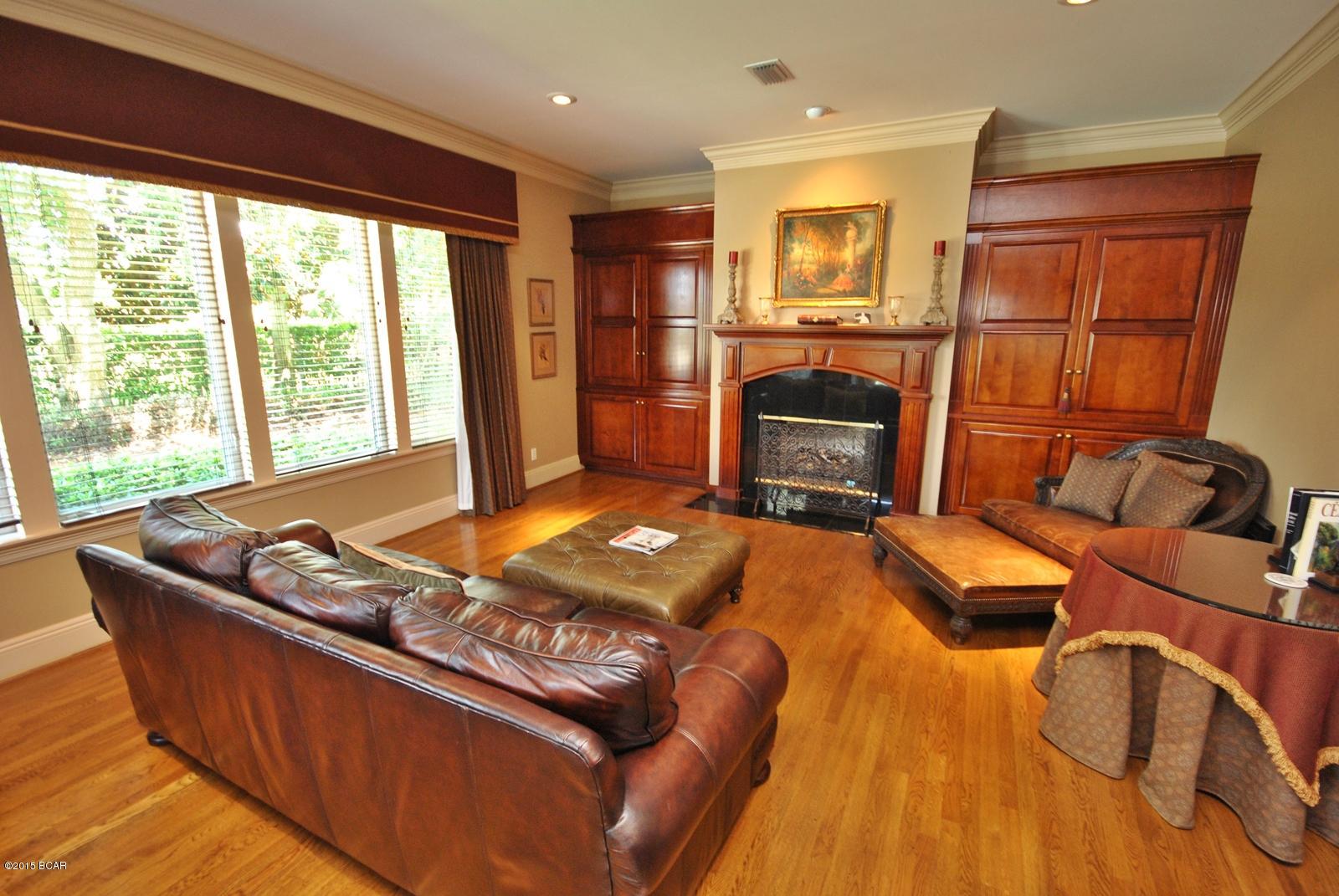 Queensberry Ltd At Bay Point - Residential