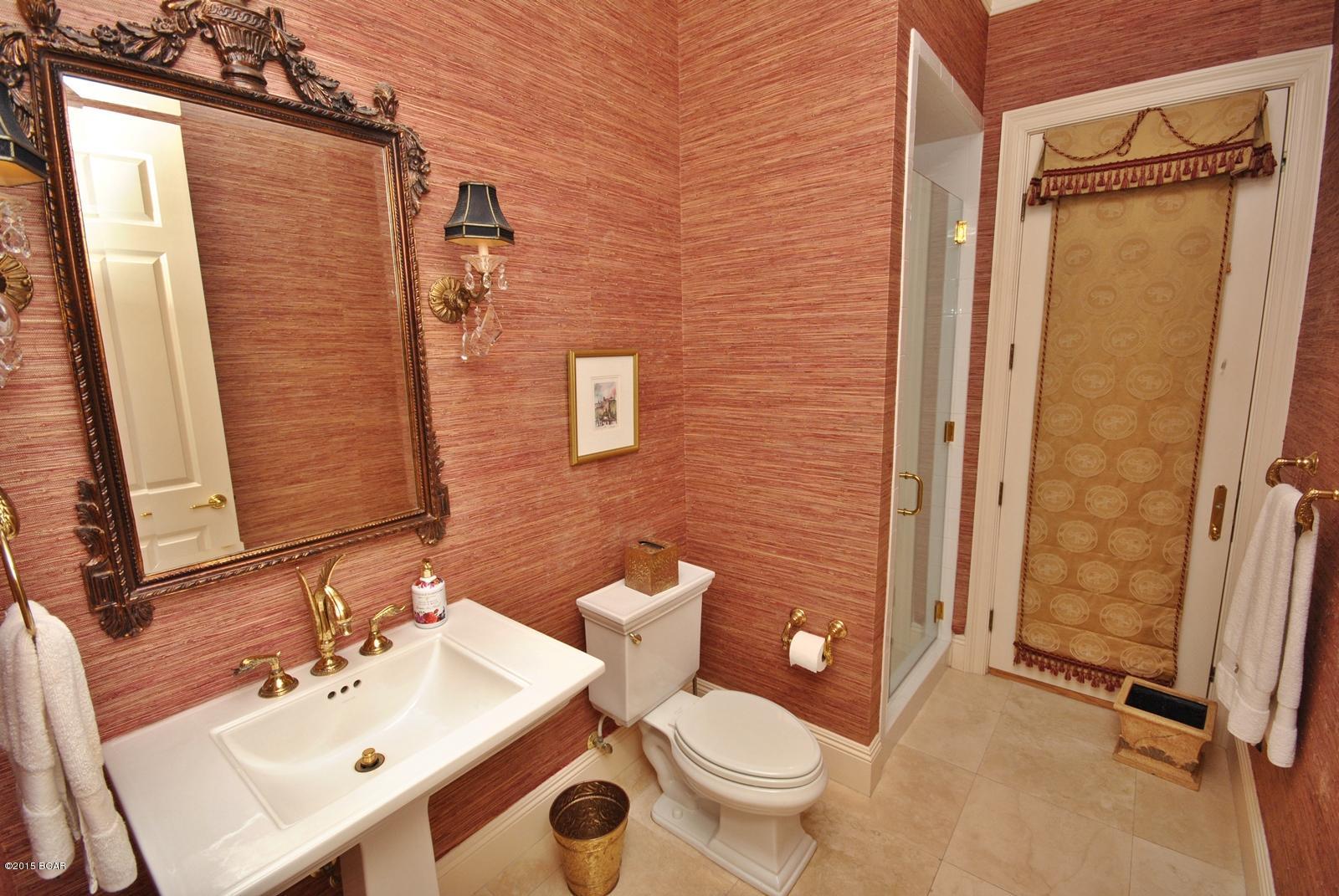 Queensberry Ltd At Bay Point - Residential