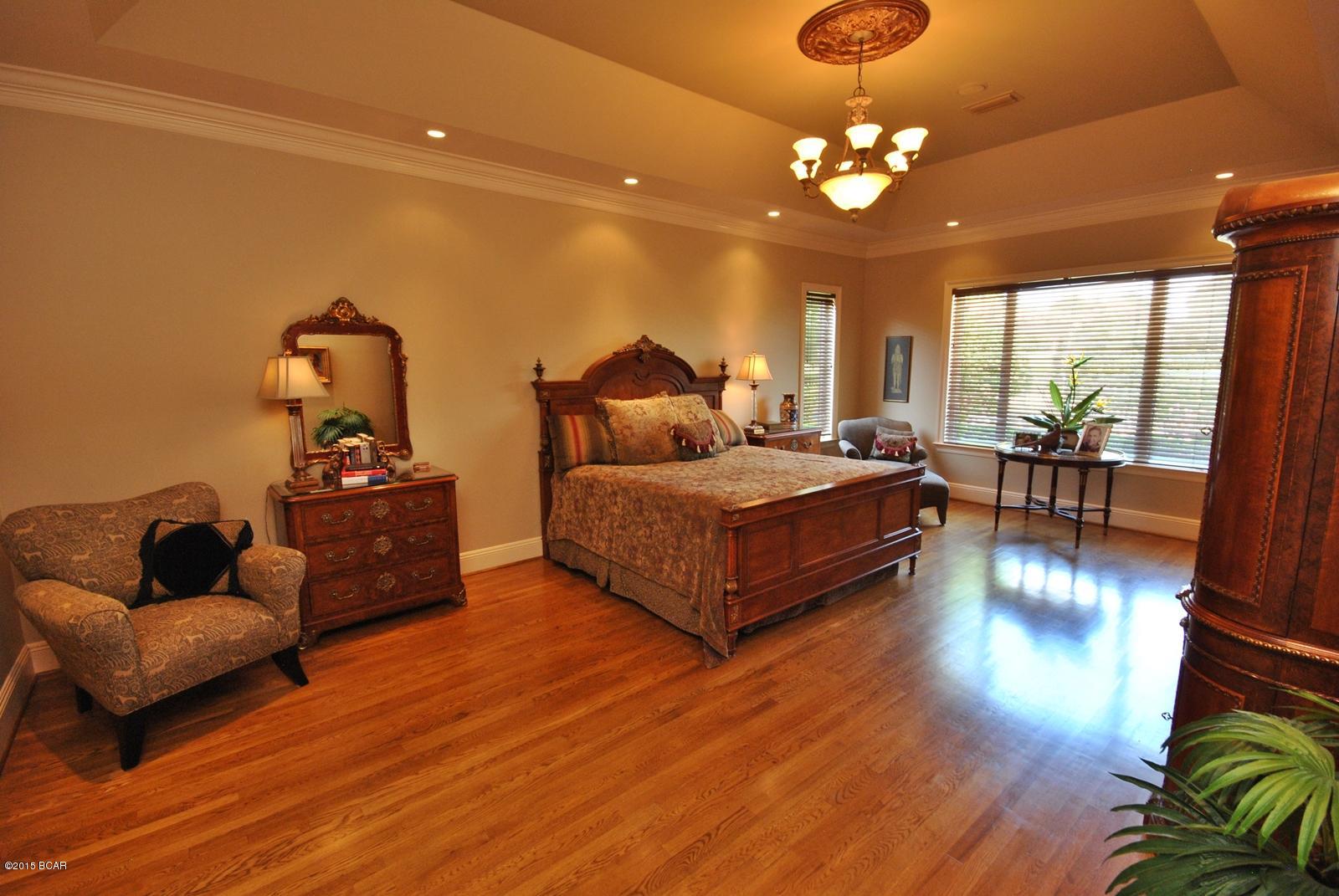 Queensberry Ltd At Bay Point - Residential