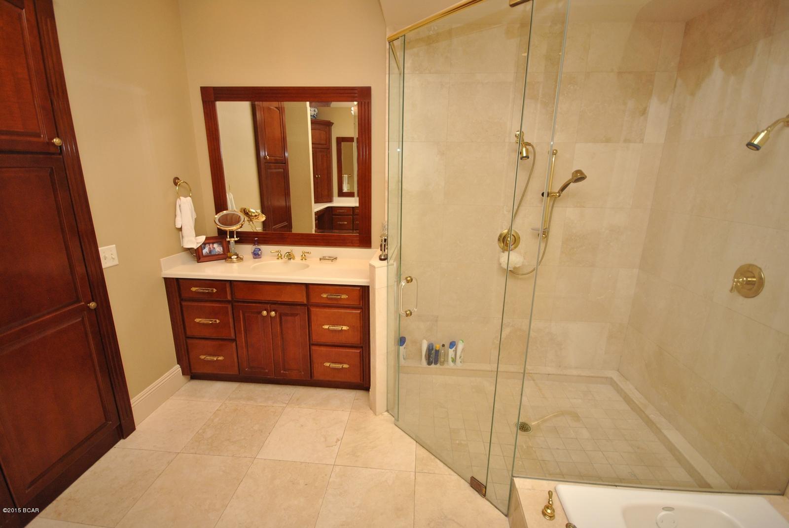 Queensberry Ltd At Bay Point - Residential