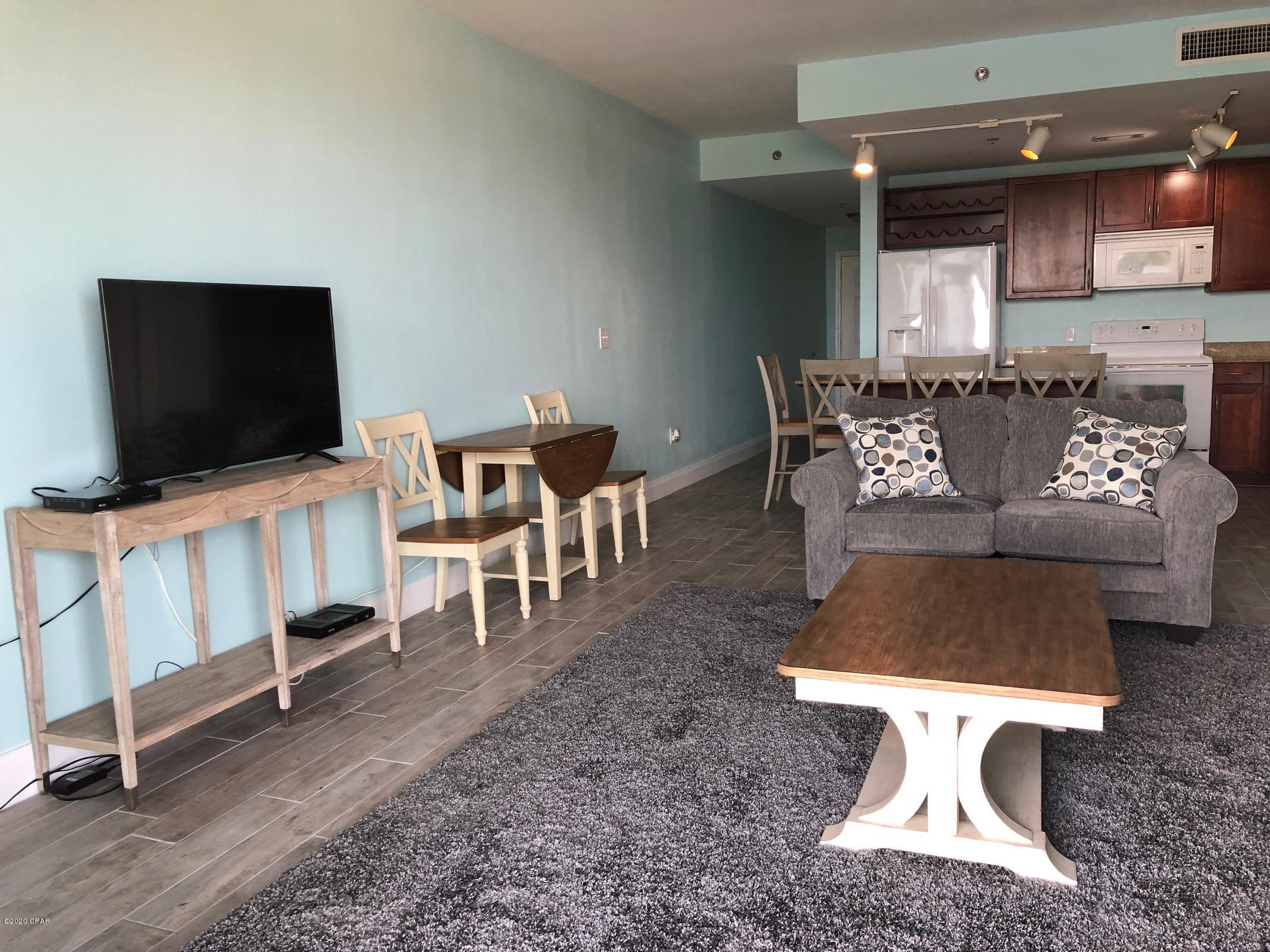 Laketown Wharf - Residential