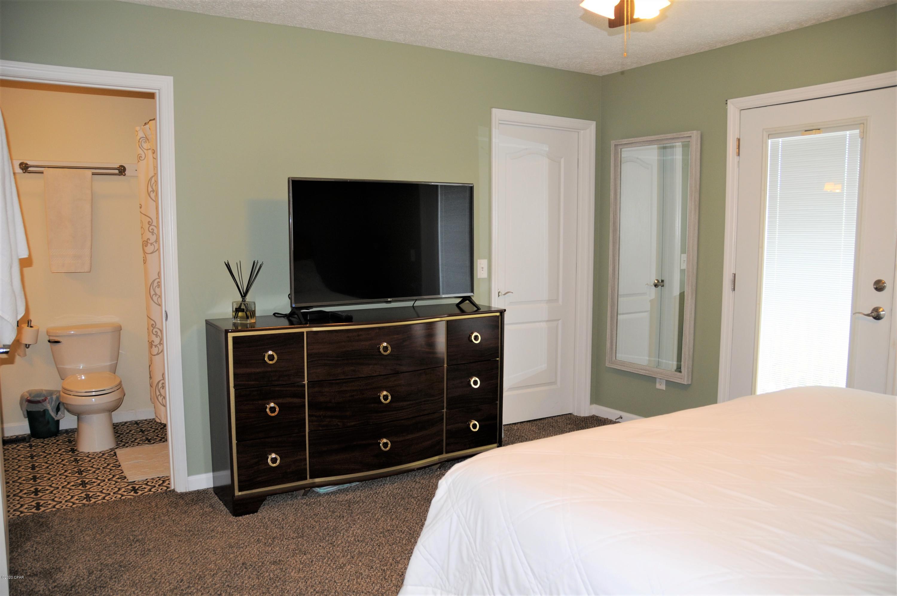 North Lagoon Oaks 7th - Residential