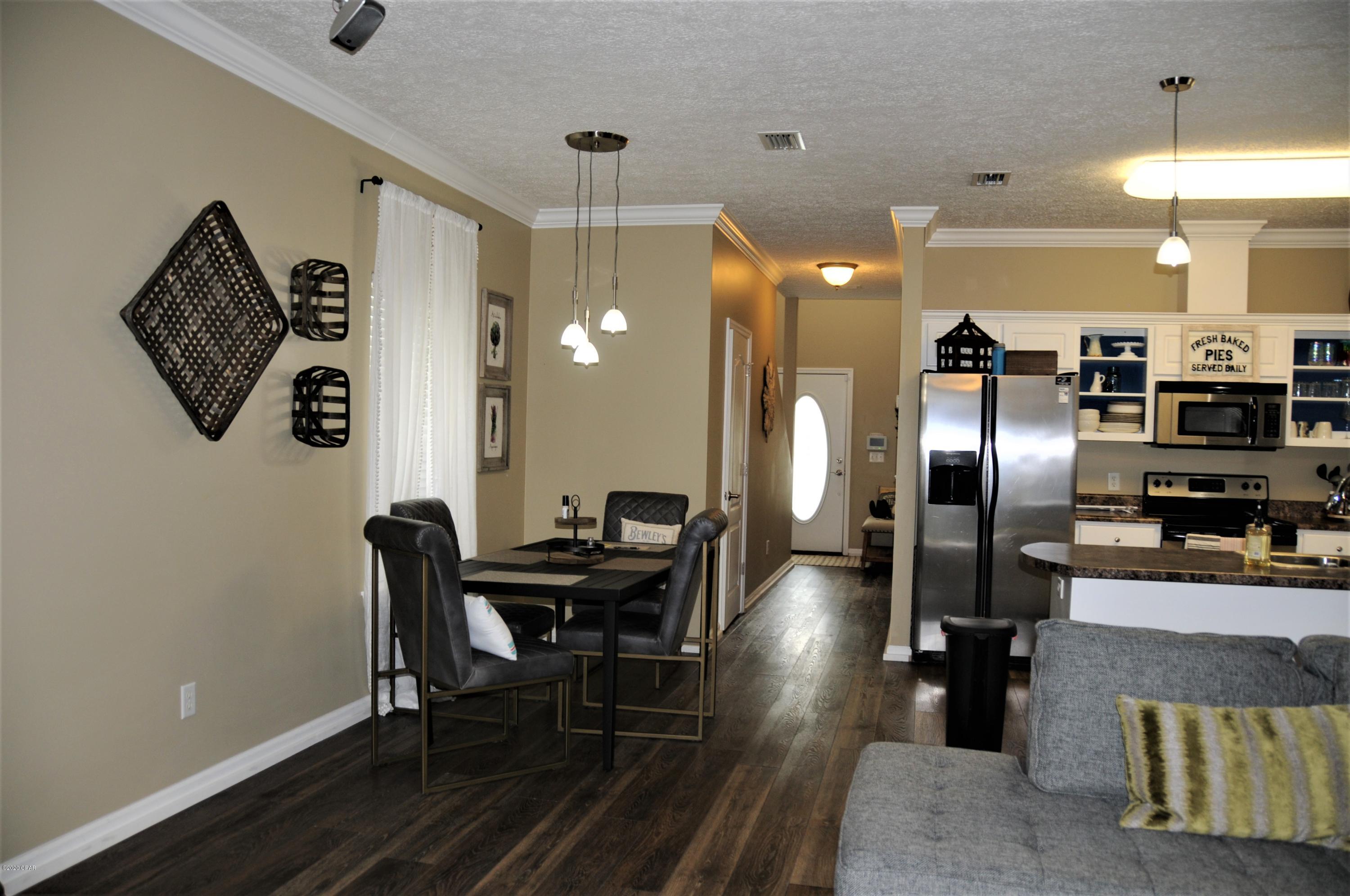 North Lagoon Oaks 7th - Residential