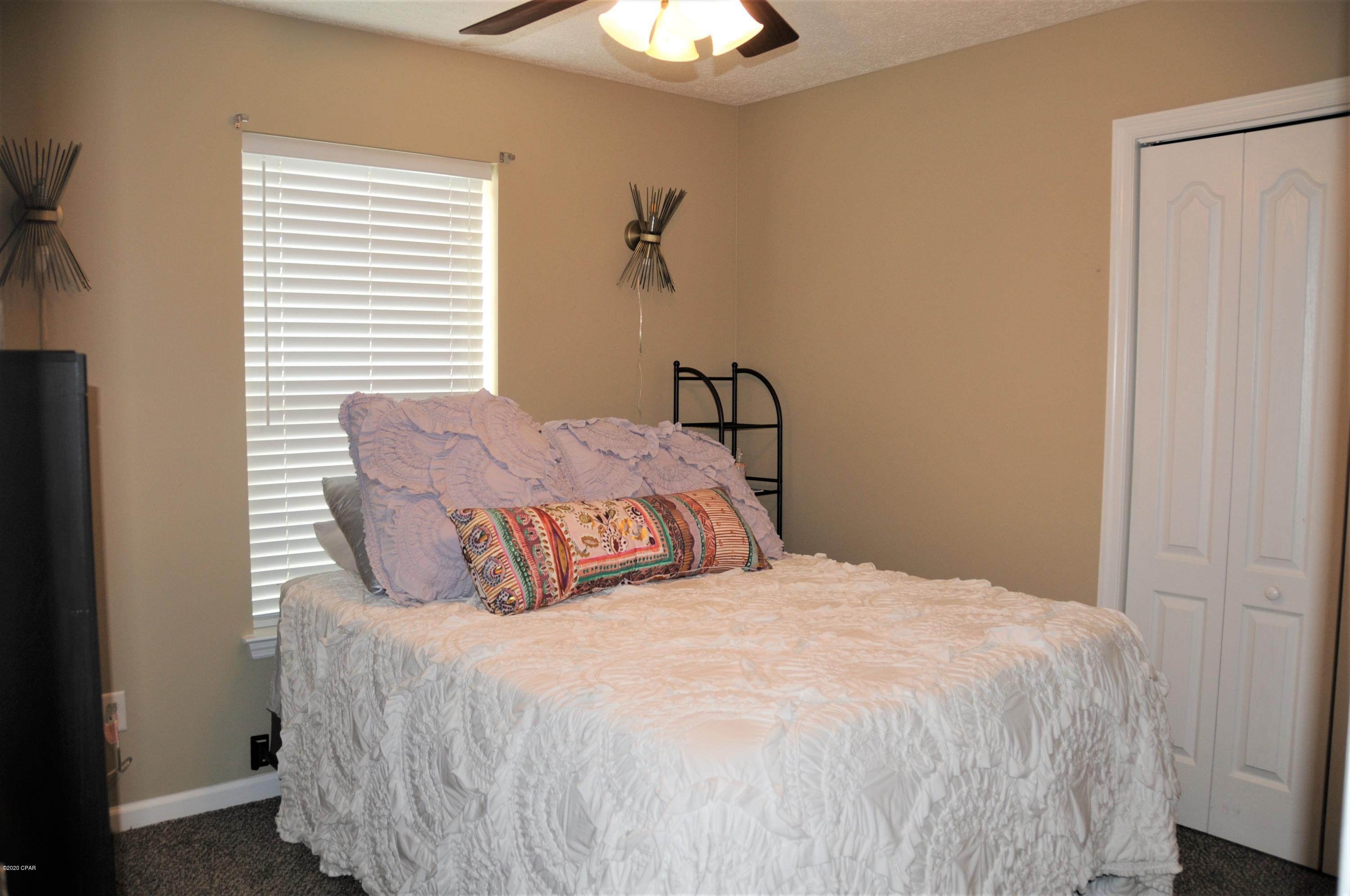 North Lagoon Oaks 7th - Residential