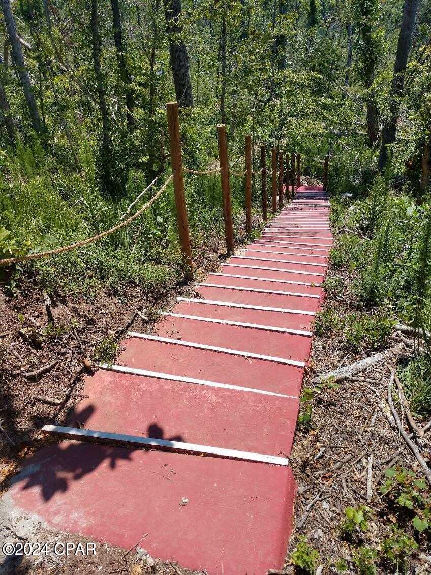 Merritt Heights - Land