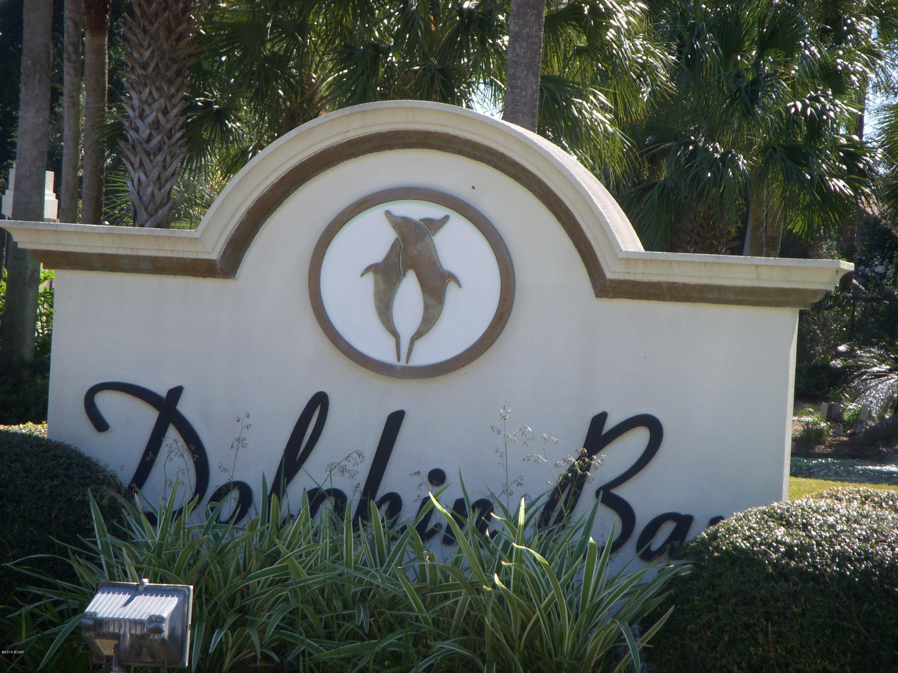 Dolphin Bay Ph I - Land