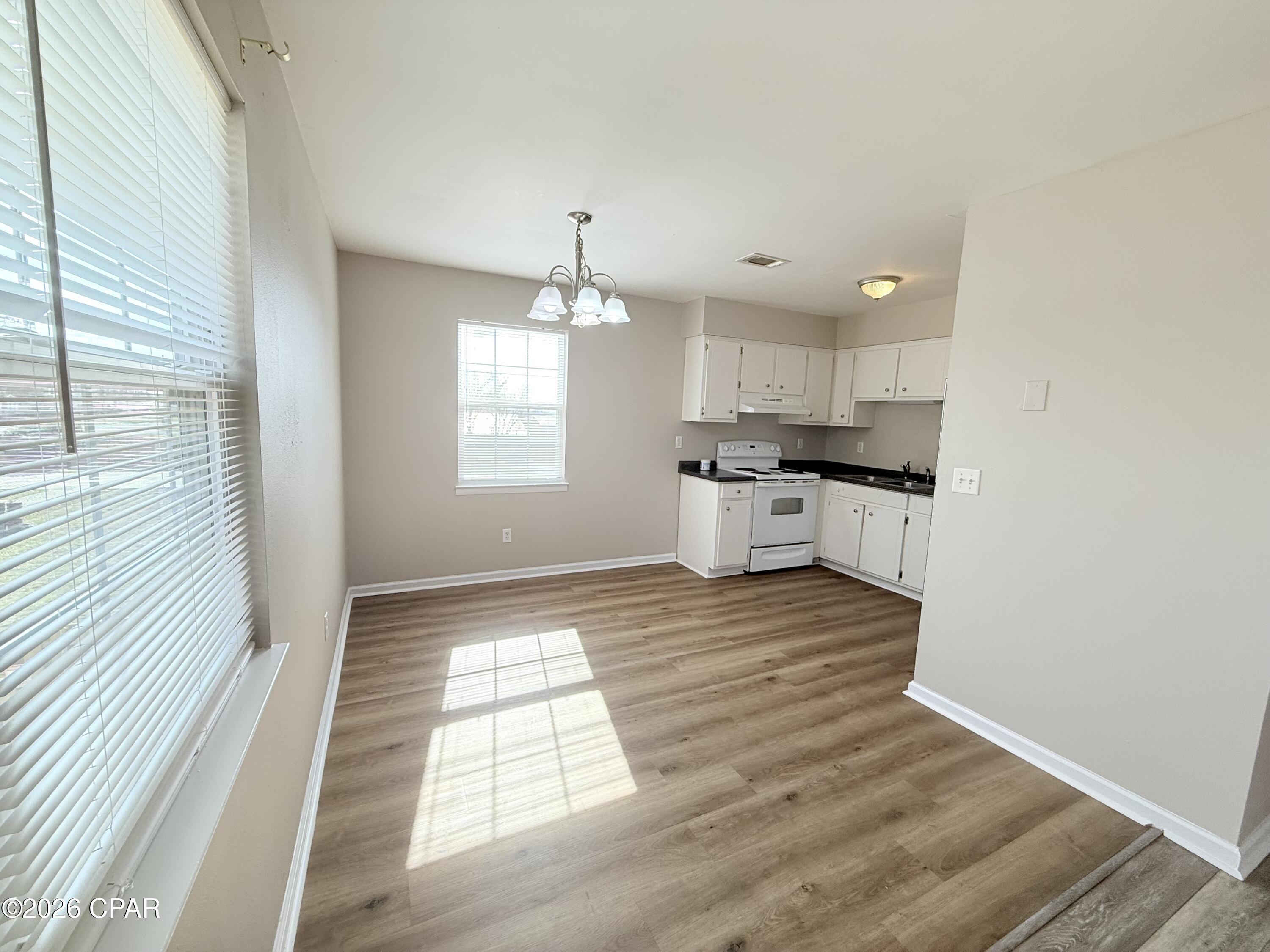 [No Recorded Subdiv] - Residential Lease