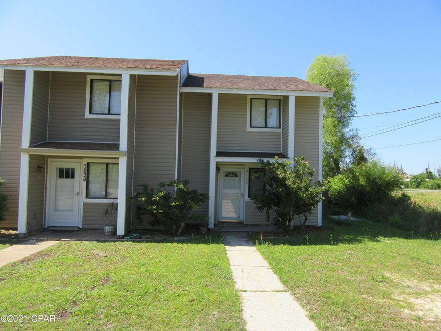 2 bedroom 1.5 bath Townhouse centrally located end unit with fenced back yard. Tile and carpet throughout. All property sizes and ages are approximate, please measure and/or verify if important.

School assignments are subject to change, please check with Bay County for most accurate information.

Deposit is the same as the rent. Pets allowed with owner approval and NON REFUNDABLE pet fee applies per pet. Breed restrictions apply.