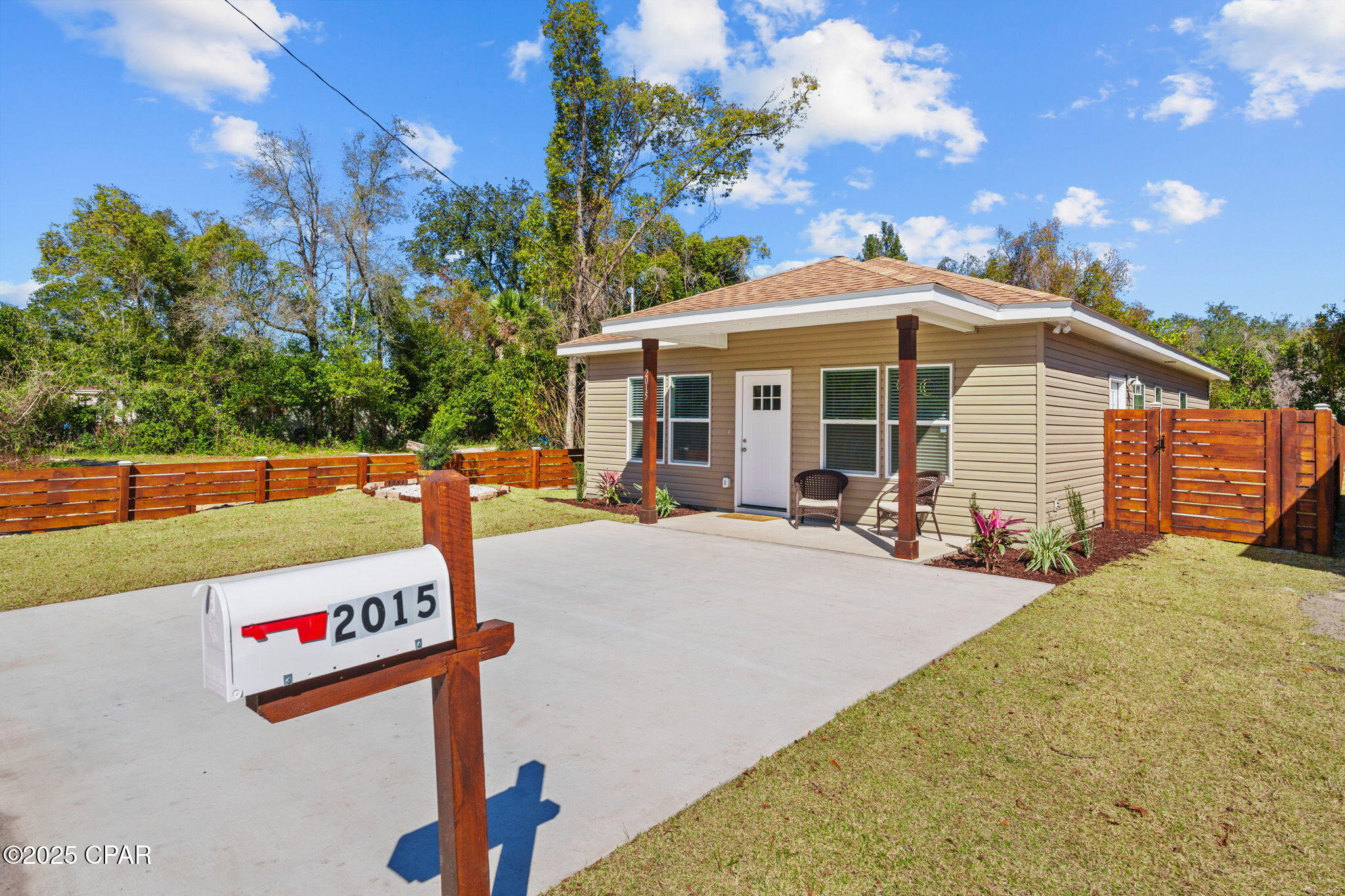 [No Recorded Subdiv] - Residential