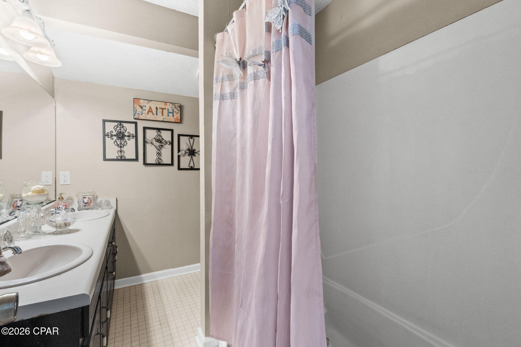 Forest Park East U-2 - Residential