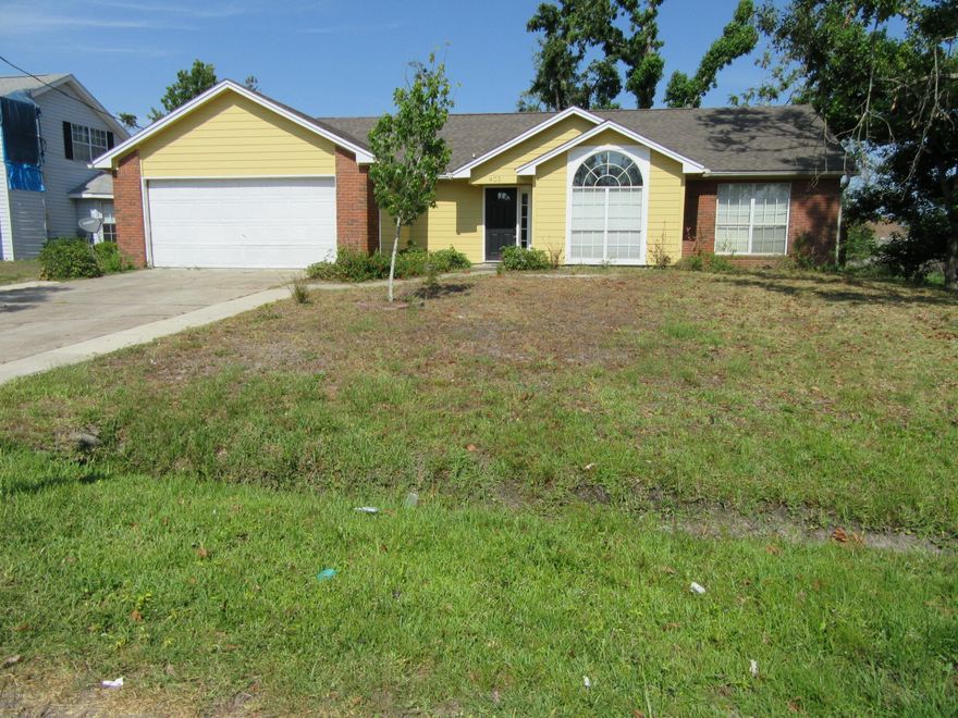 Beautiful 3 bedroom 2 bath home features approximately 1600 square feet, an open floor plan with split bedrooms, a large living room, a spacious kitchen with adjoining breakfast nook, a formal dining area, an interior laundry room, a brick paved back patio and a 2 car garage. The living room has a vaulted ceiling and a wood burning, granite fireplace. The kitchen has a breakfast bar, ample counter and cabinet space, and a pantry. The breakfast nook has a bay window overlooking the backyard with a custom window seat. All property sizes and ages are approximate, please measure and/or verify if important. School assignments are subject to change, please check with Bay County for most accurate information. Deposit is the same as one month's rent. Pets allowed with owner approval and a $250.00