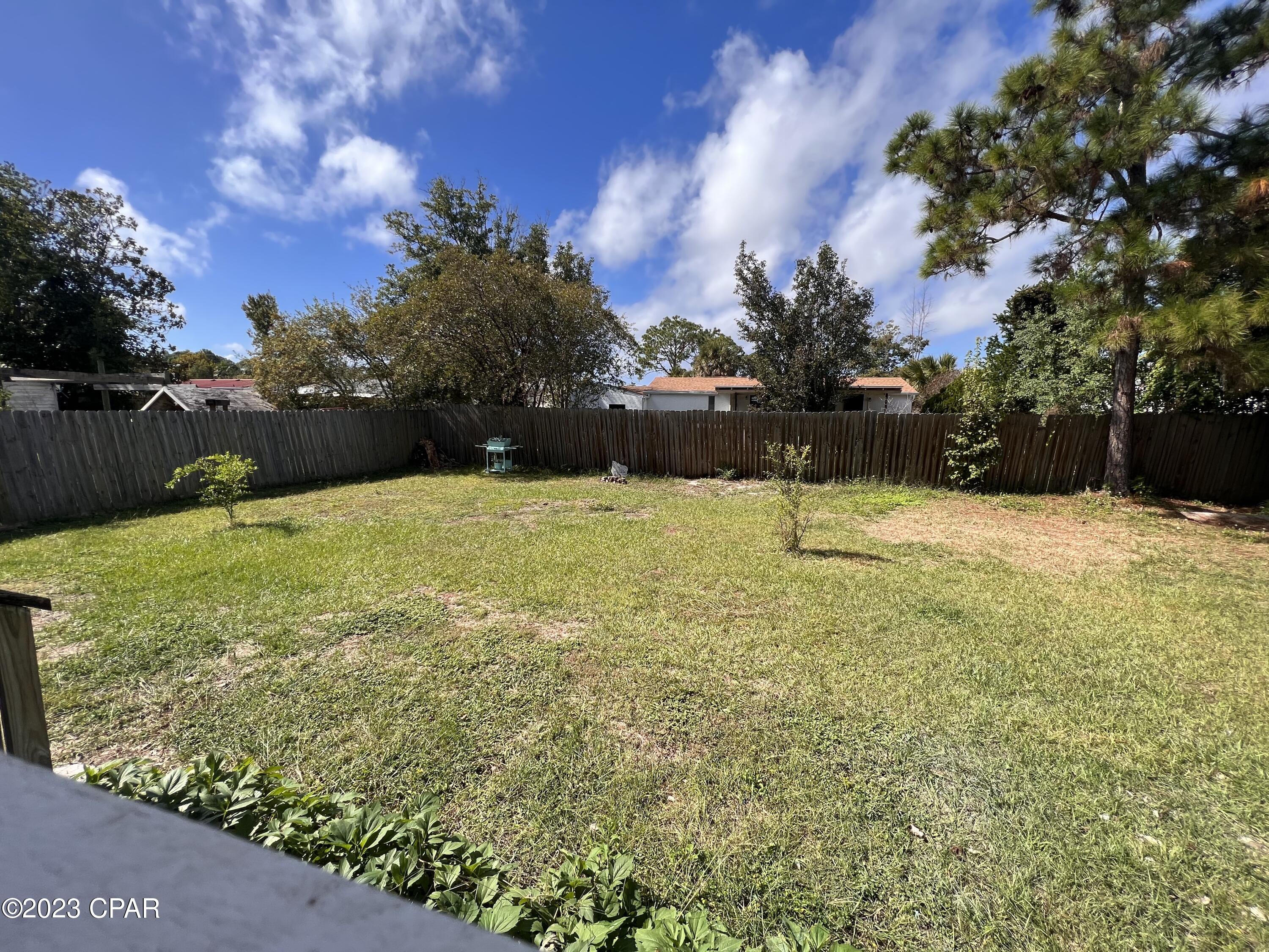 North Lagoon Oaks 7th Add - Residential