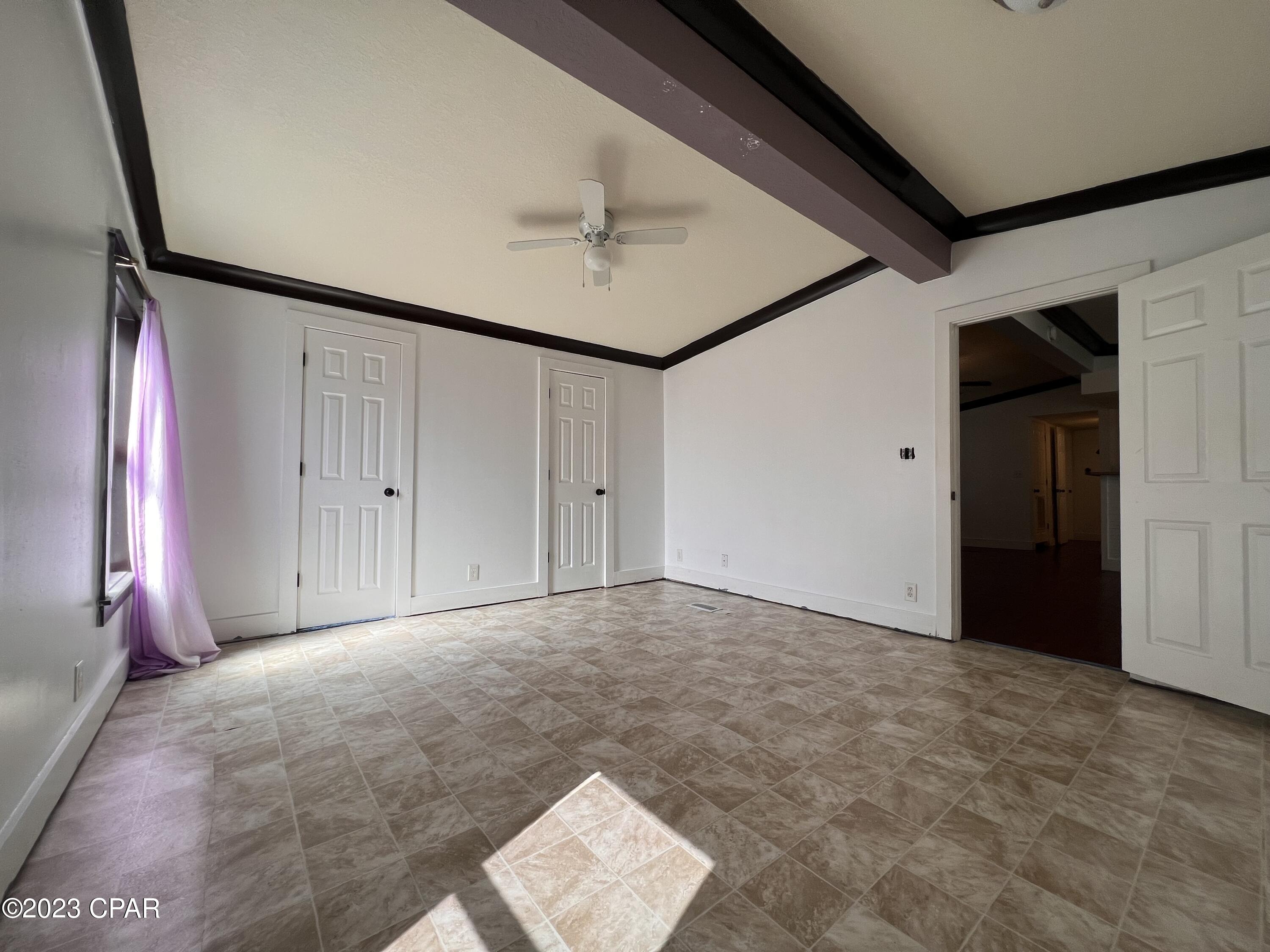 North Lagoon Oaks 7th Add - Residential