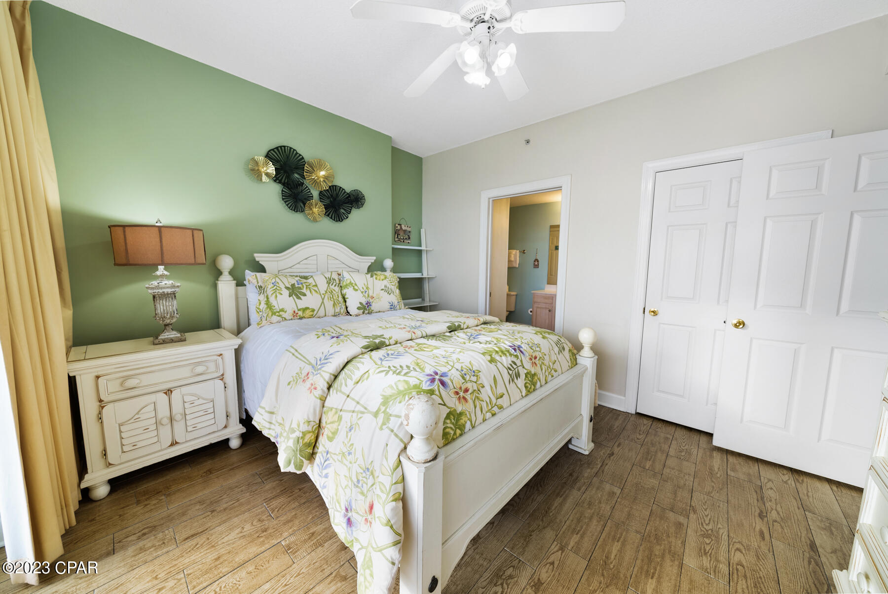 Emerald Isle - Residential