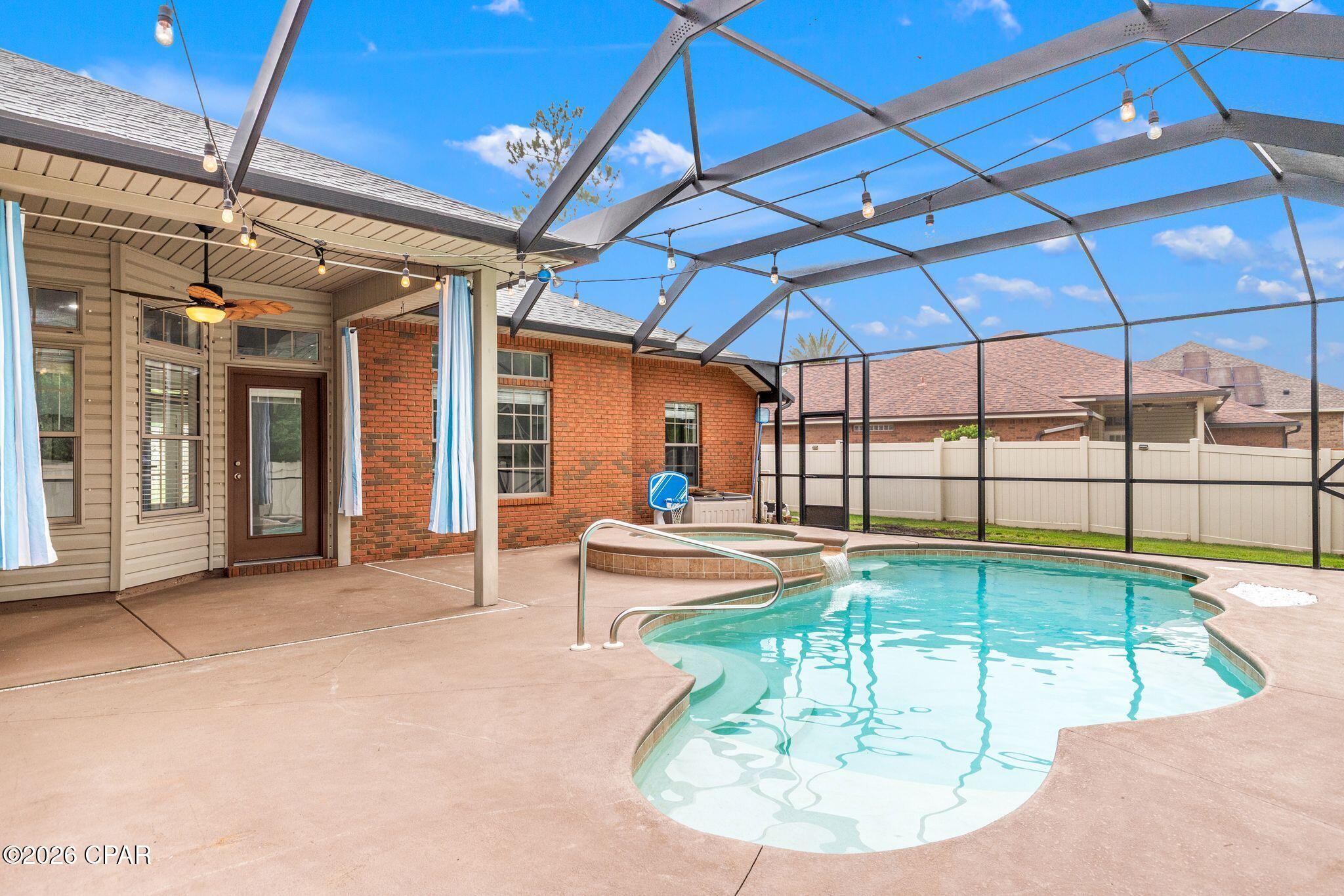 Hawks Landing - Residential